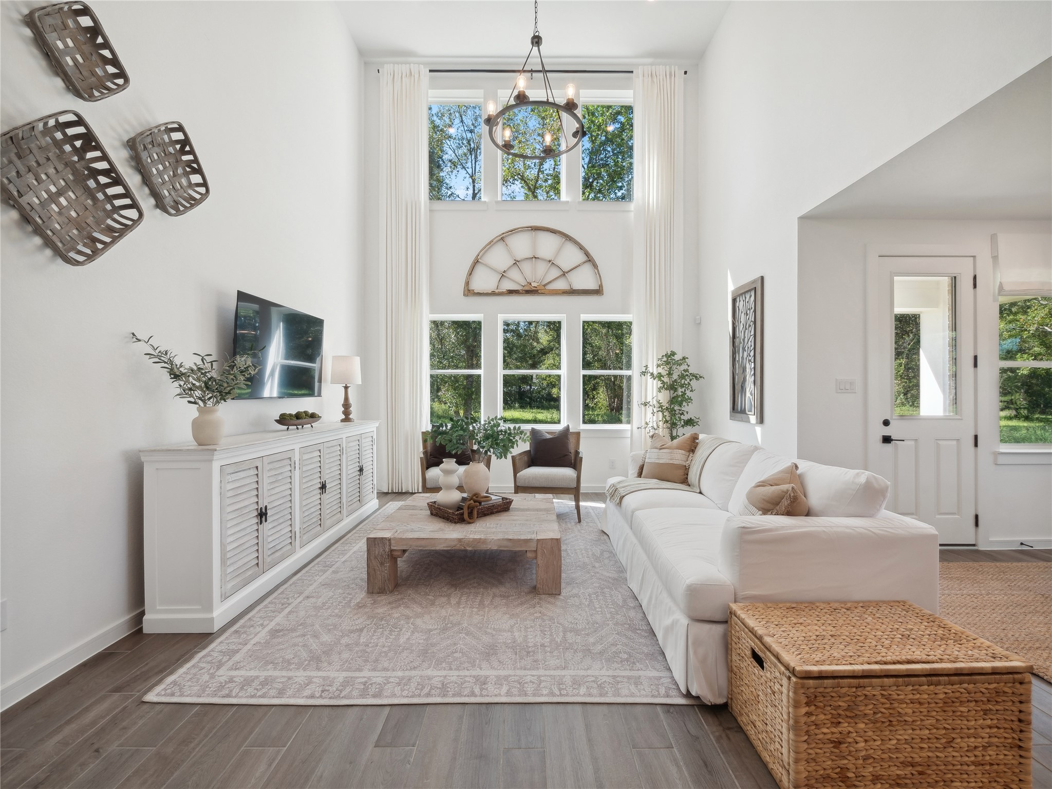Bright and airy great room (*Photo not of actual home and used for illustration purposes only.) Bright and airy great room (*Photo not of actual home and used for illustration purposes only.)