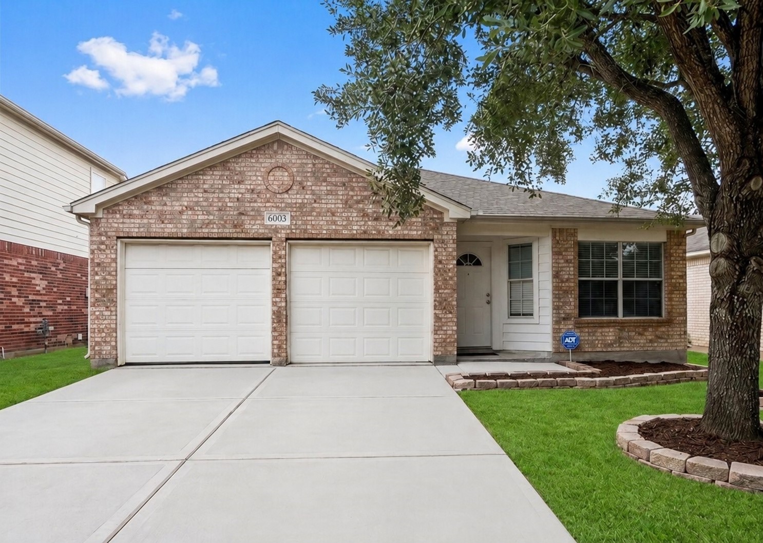 Front View
***Property is vacant. Photo digitally enhanced with AI; lighting, color, and ceiling appearance adjusted. *** Front View
***Property is vacant. Photo digitally enhanced with AI; lighting, color, and ceiling appearance adjusted. ***