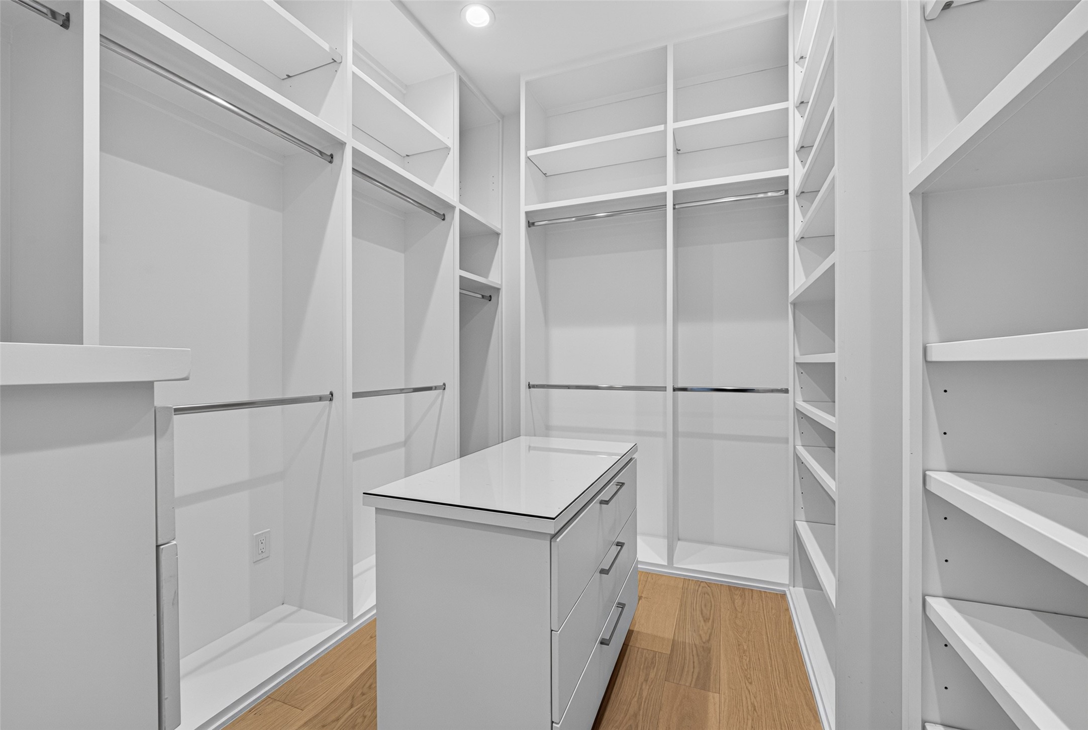 4303 Dorothy Street, Bellaire, TX 77401