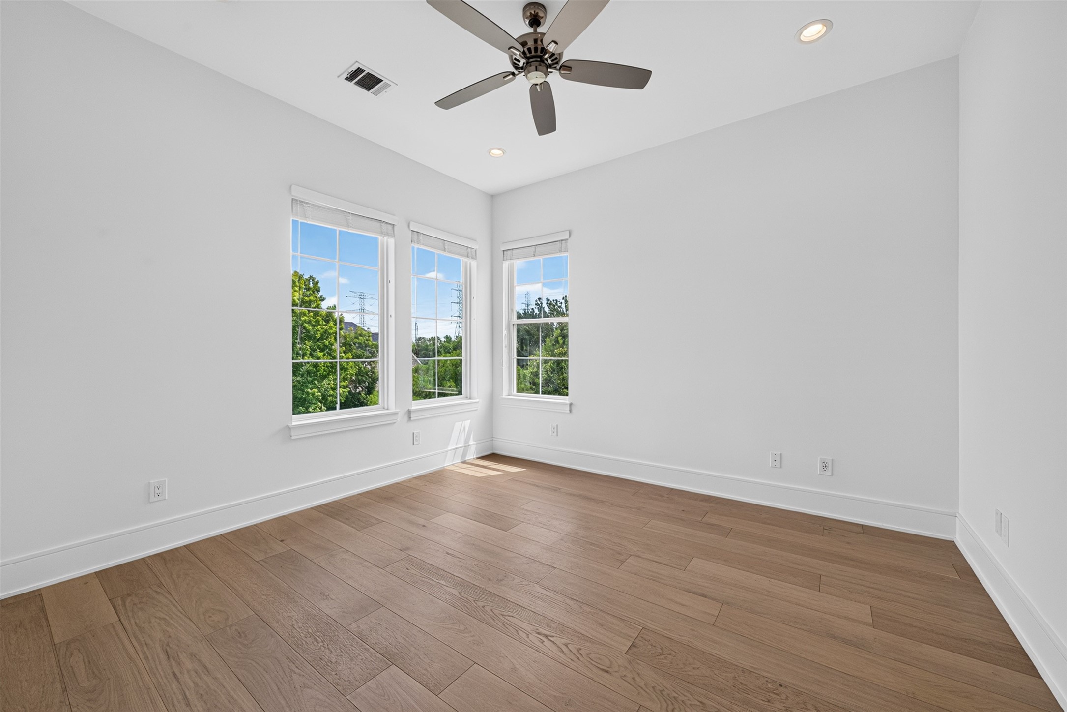 4303 Dorothy Street, Bellaire, TX 77401