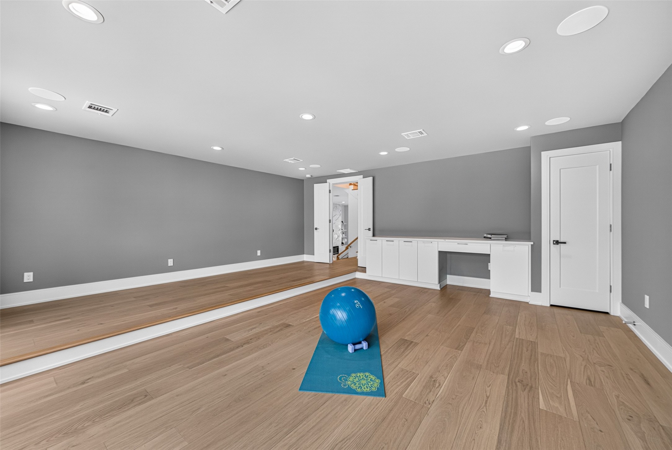 4303 Dorothy Street, Bellaire, TX 77401