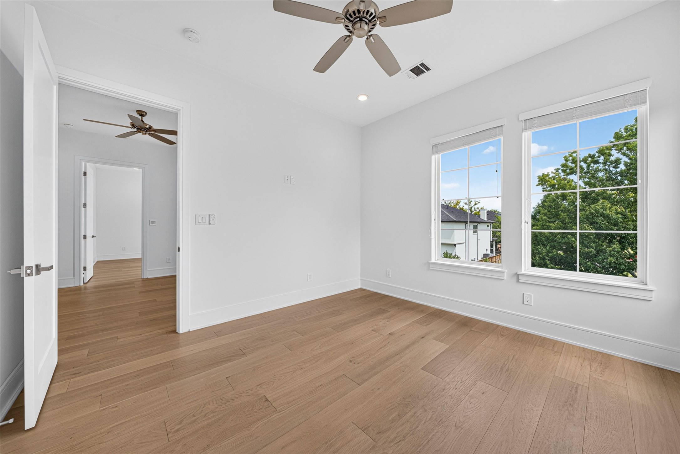 4303 Dorothy Street, Bellaire, TX 77401