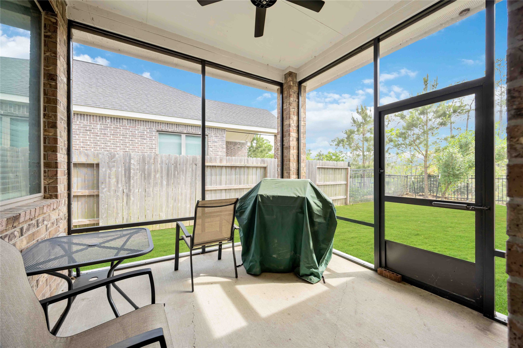 9816 Preserve Way, Conroe, TX 77385