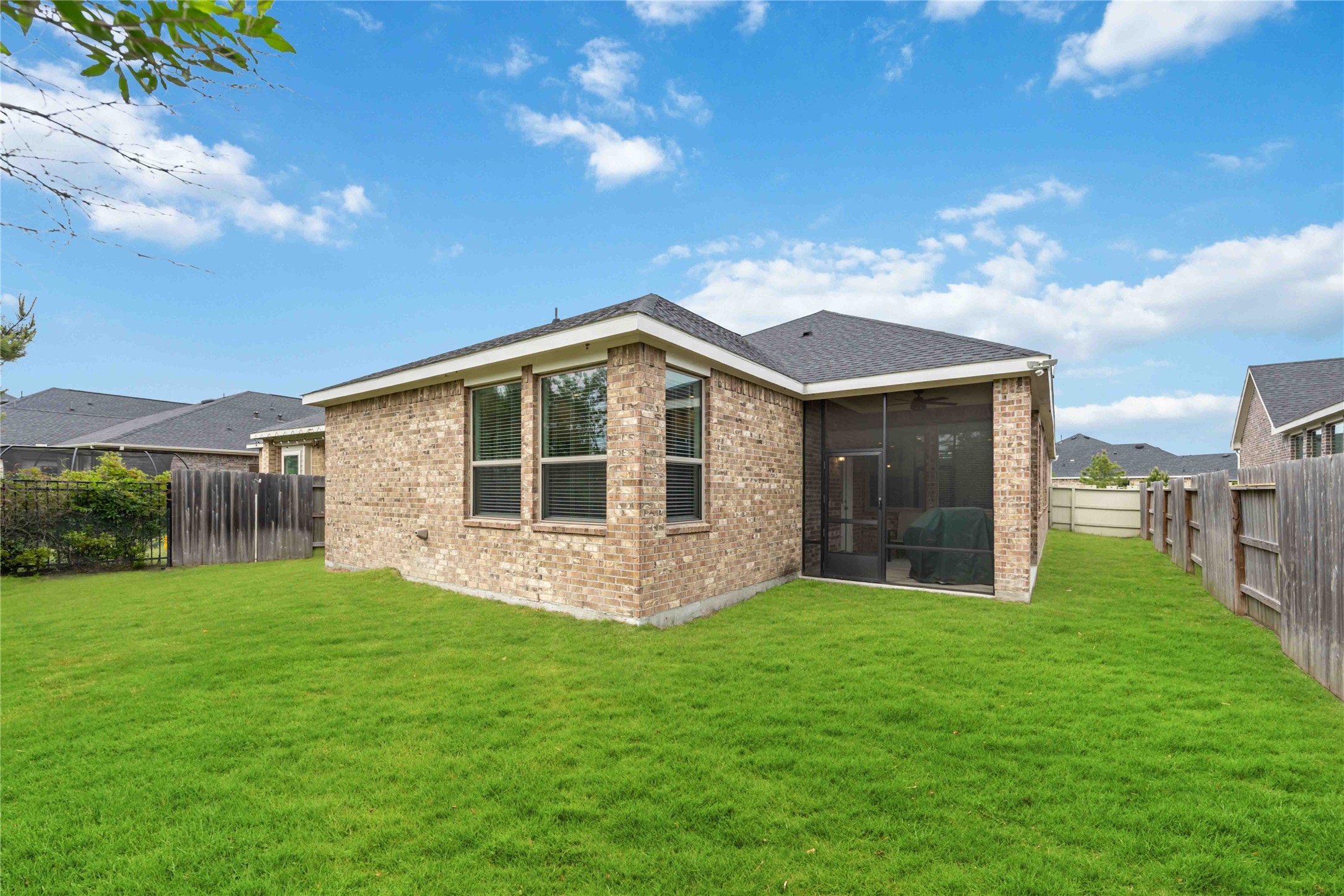 9816 Preserve Way, Conroe, TX 77385