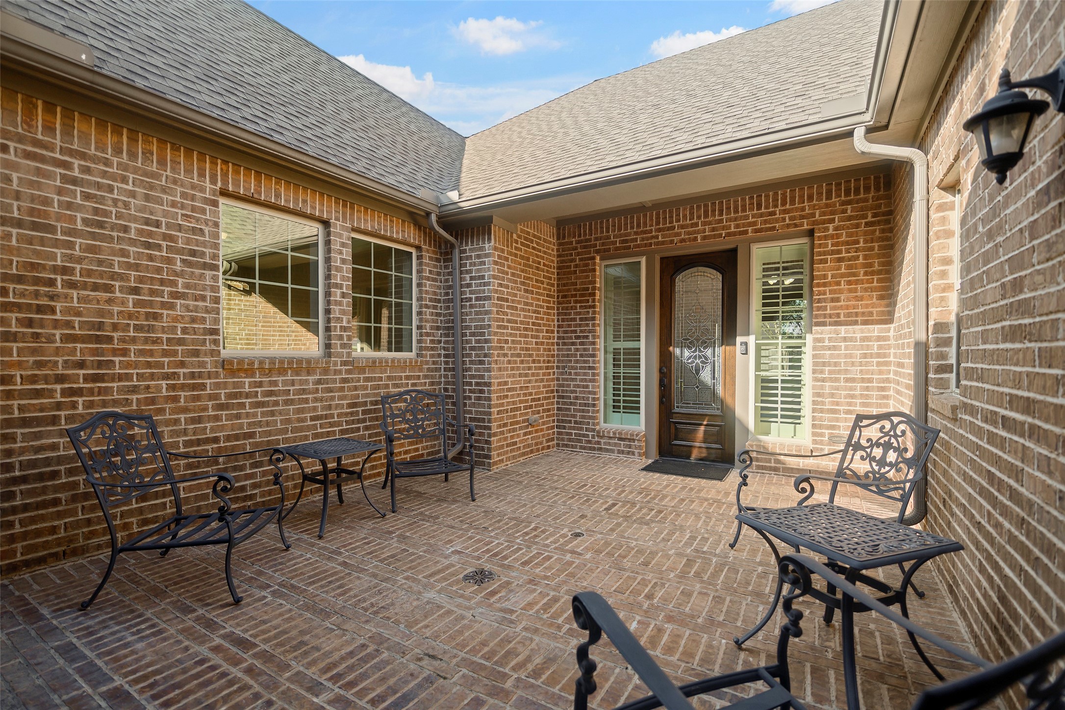 Amazing front courtyard.  This beauty has something for everyone.