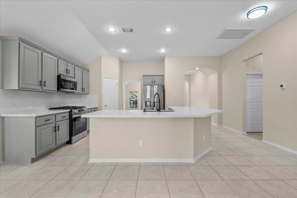6140 Dunbar Court, League City, TX 77573