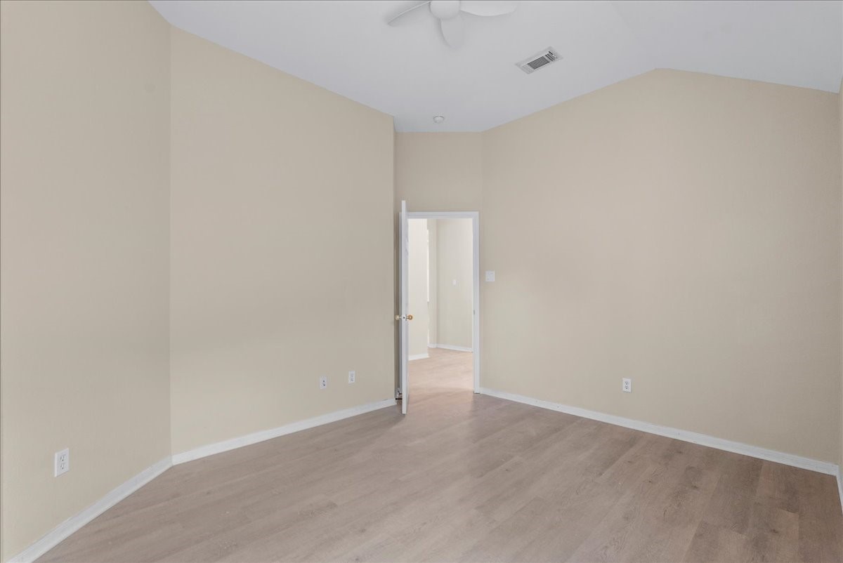 6140 Dunbar Court, League City, TX 77573