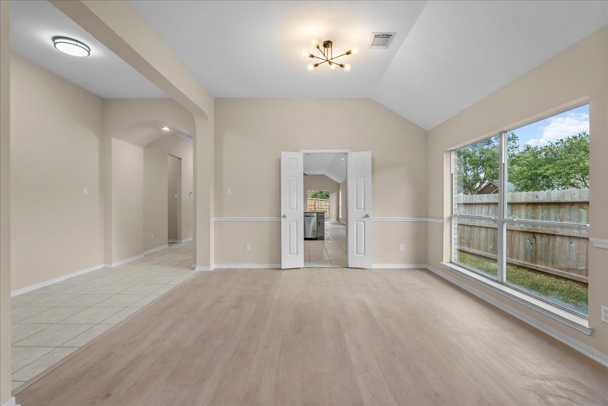 6140 Dunbar Court, League City, TX 77573
