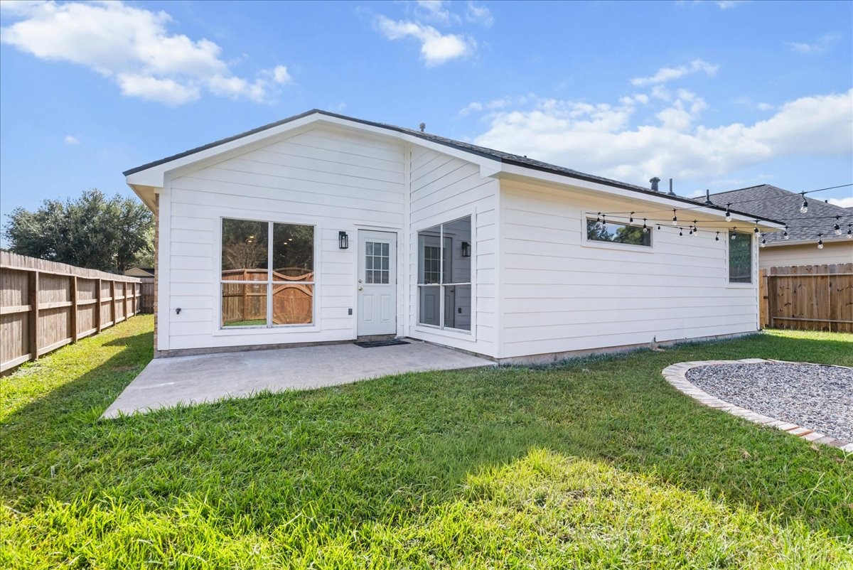 6140 Dunbar Court, League City, TX 77573