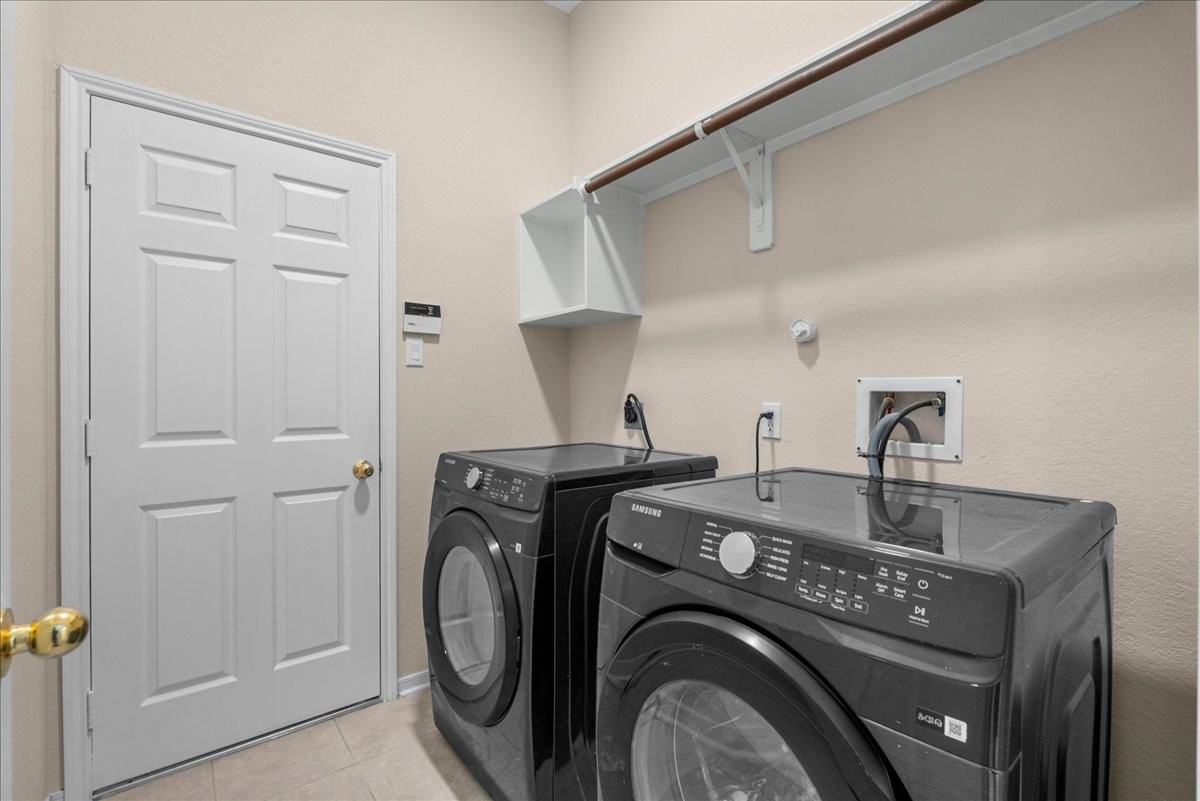 6140 Dunbar Court, League City, TX 77573