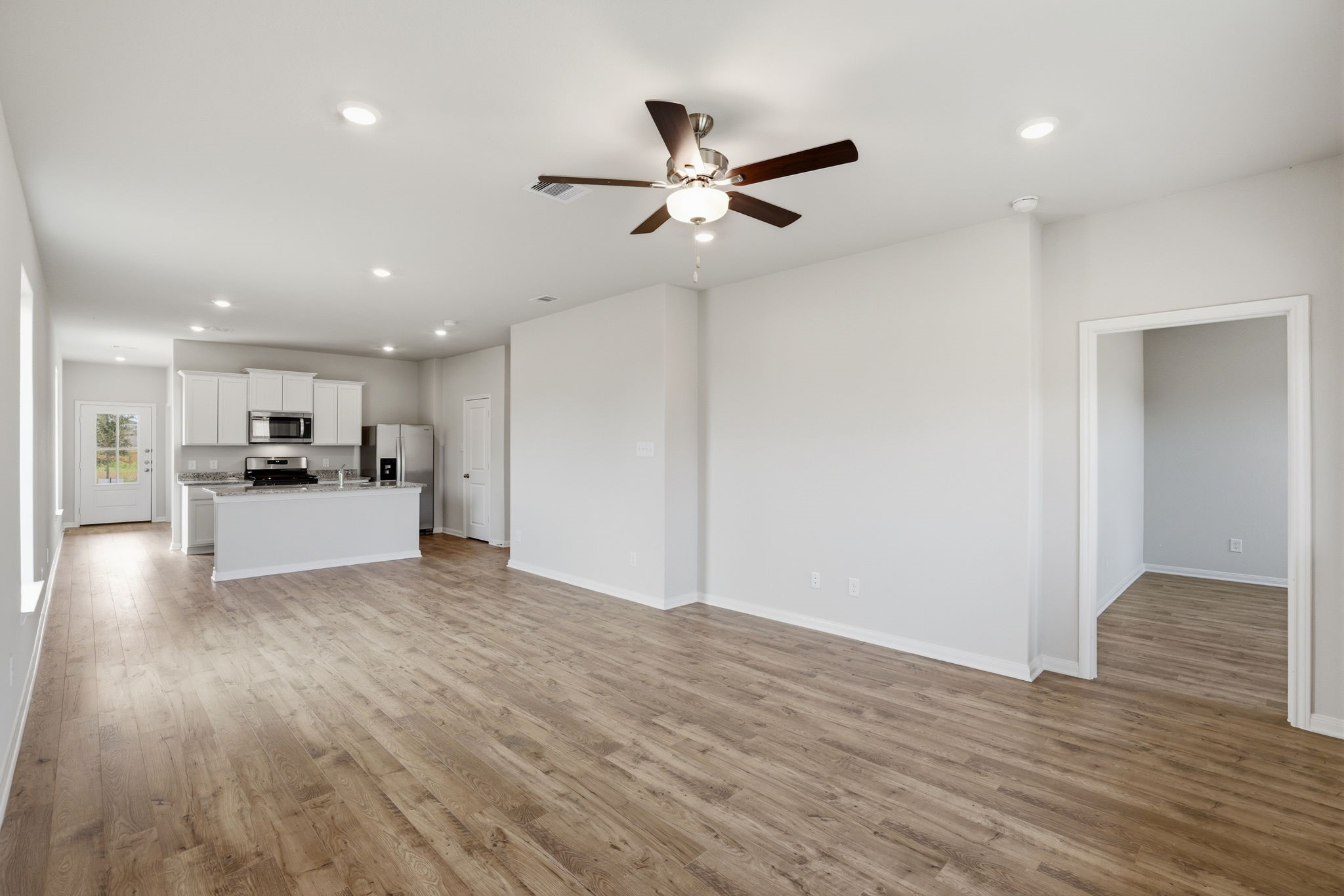 520 Navy Clouds Drive, Waller, TX 77484