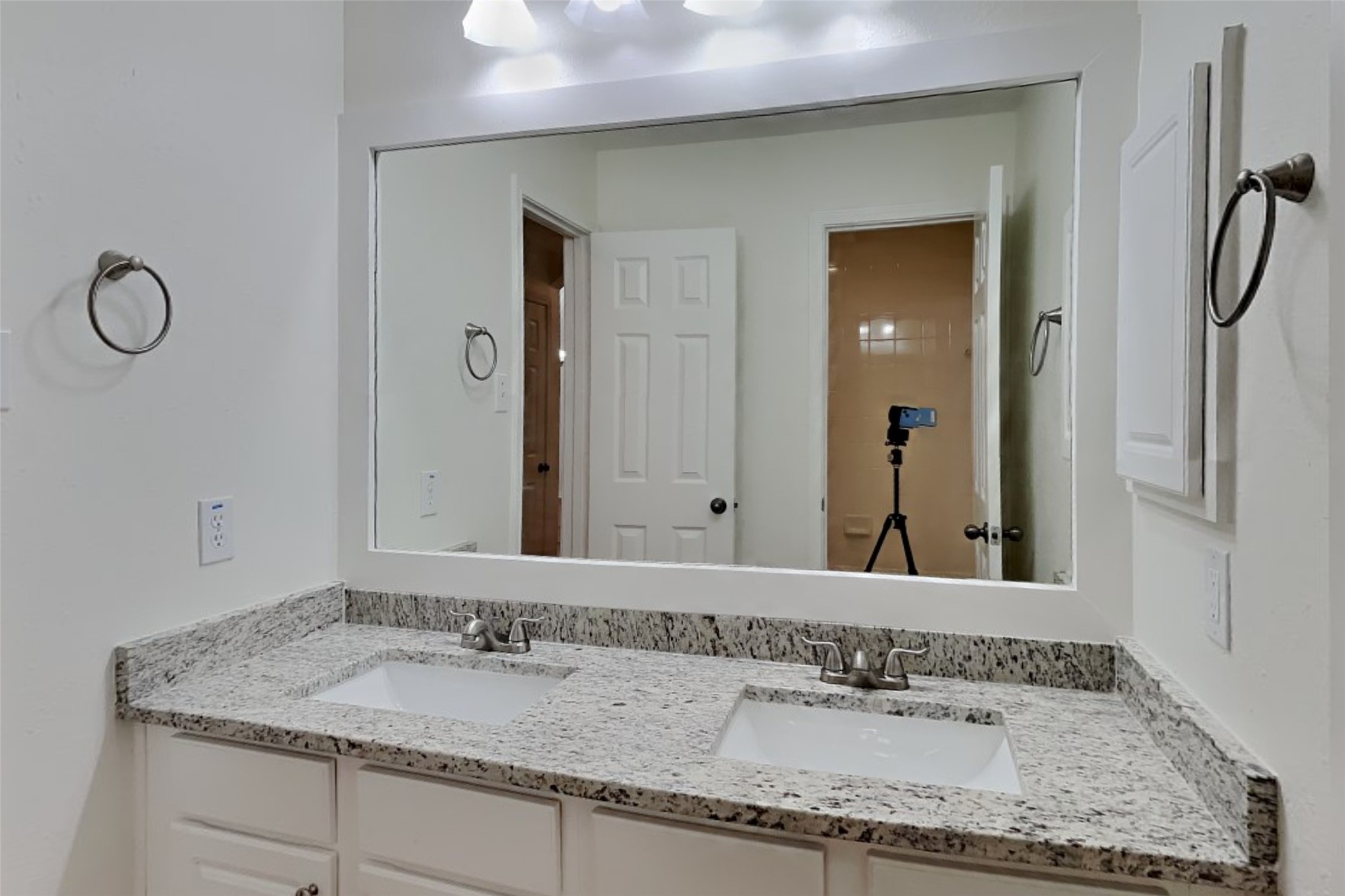 20007 Glen Lake Drive, Spring, TX 77388