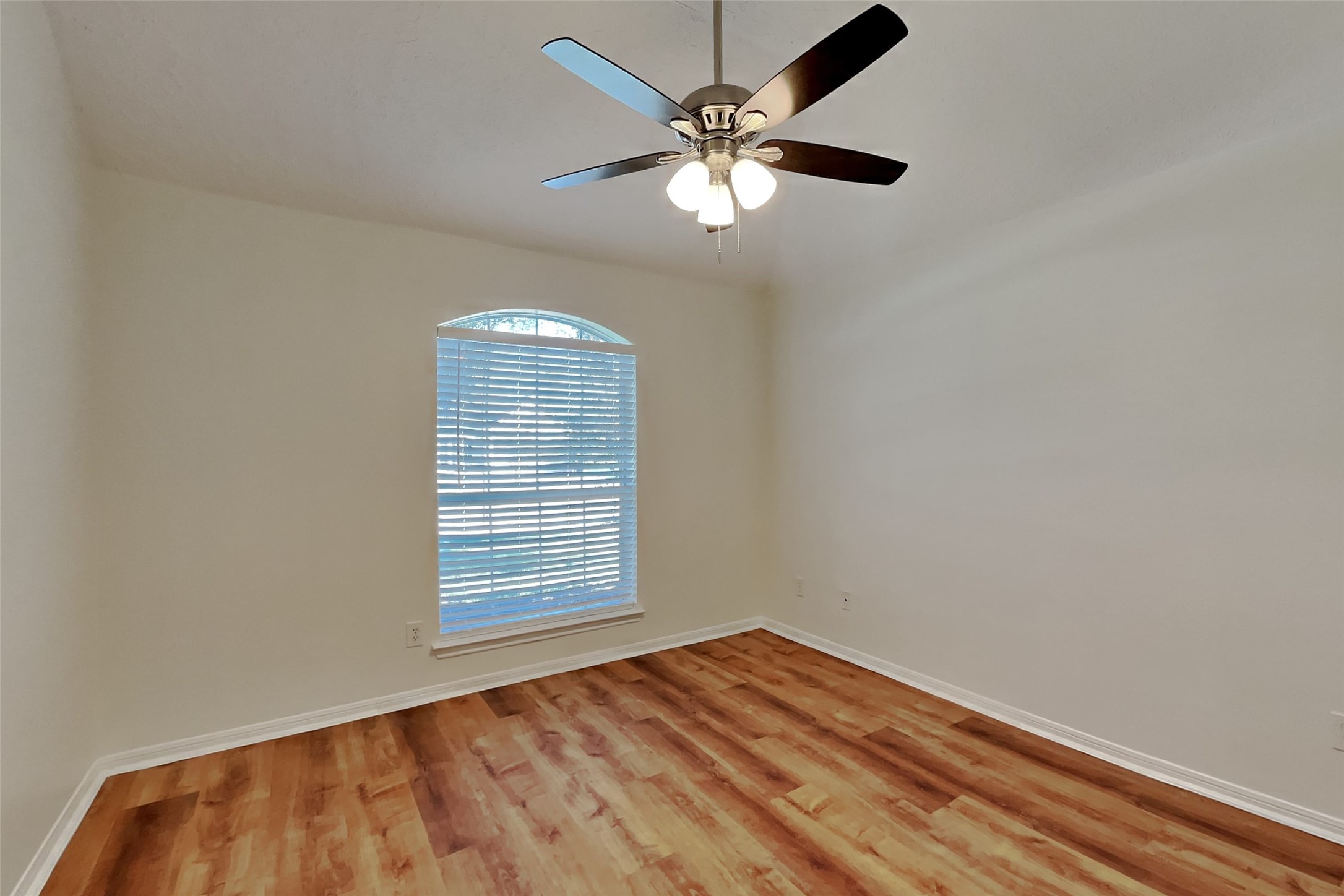 20007 Glen Lake Drive, Spring, TX 77388