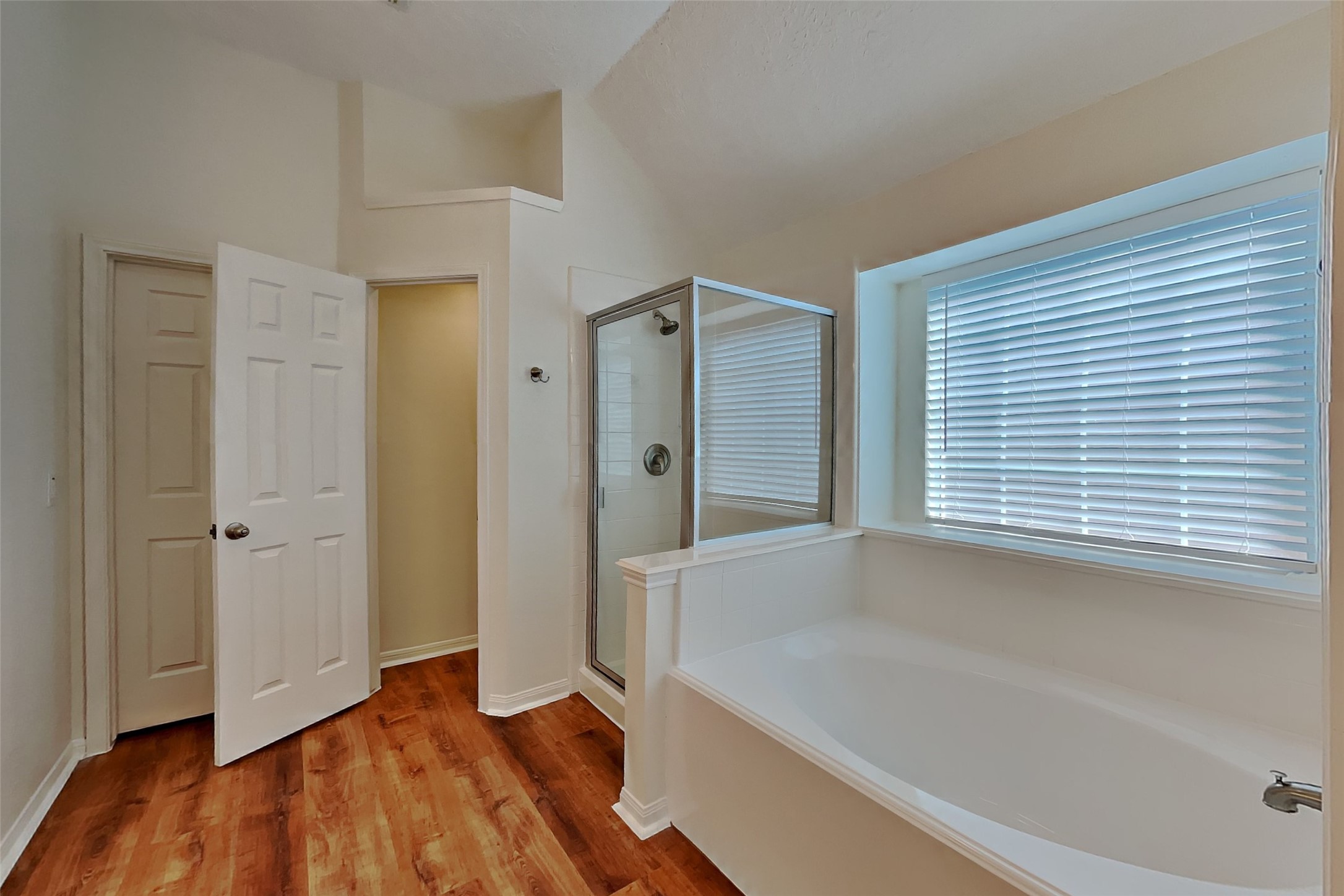 20007 Glen Lake Drive, Spring, TX 77388
