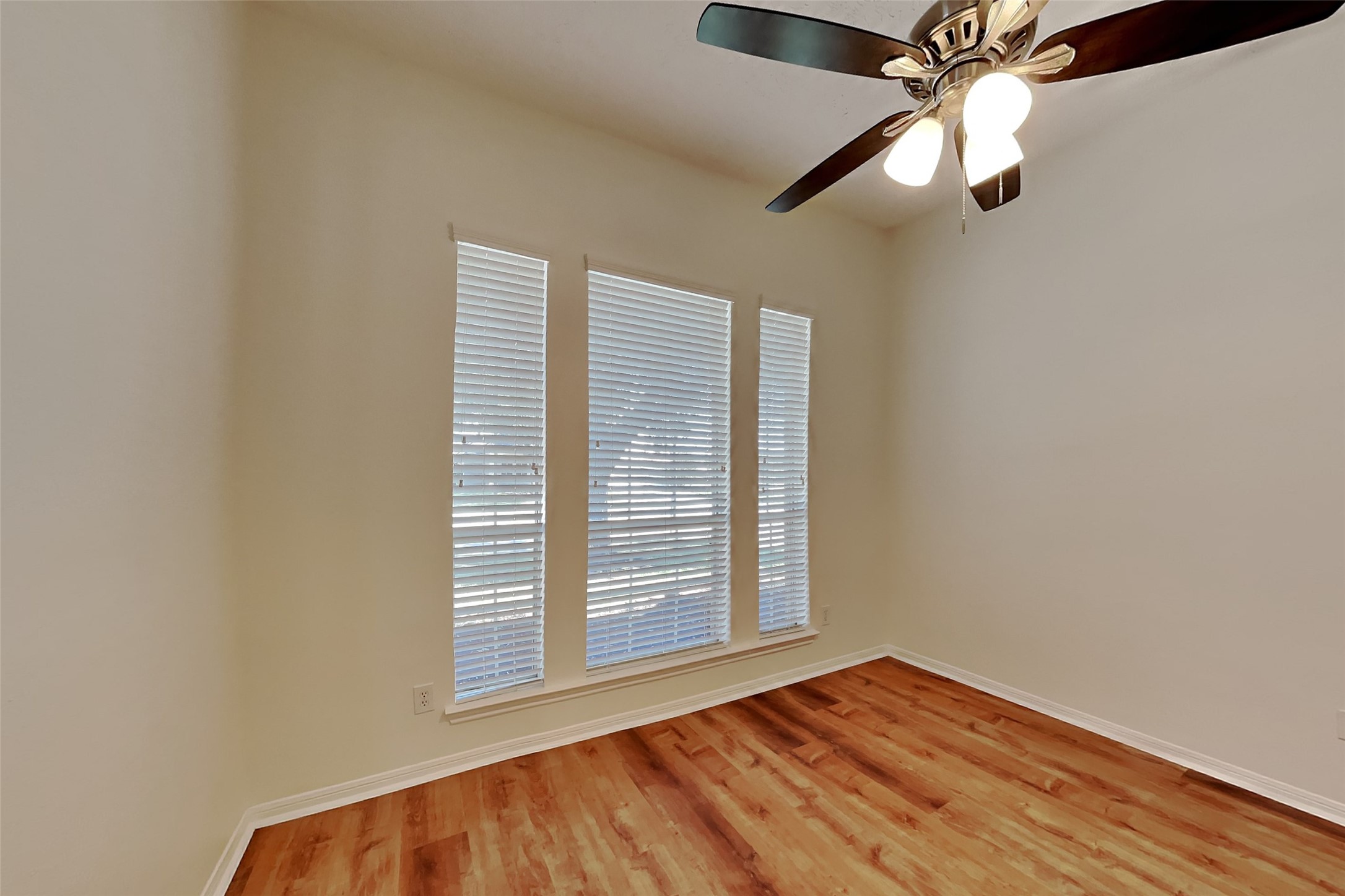 20007 Glen Lake Drive, Spring, TX 77388 20007 Glen Lake Drive, Spring, TX 77388