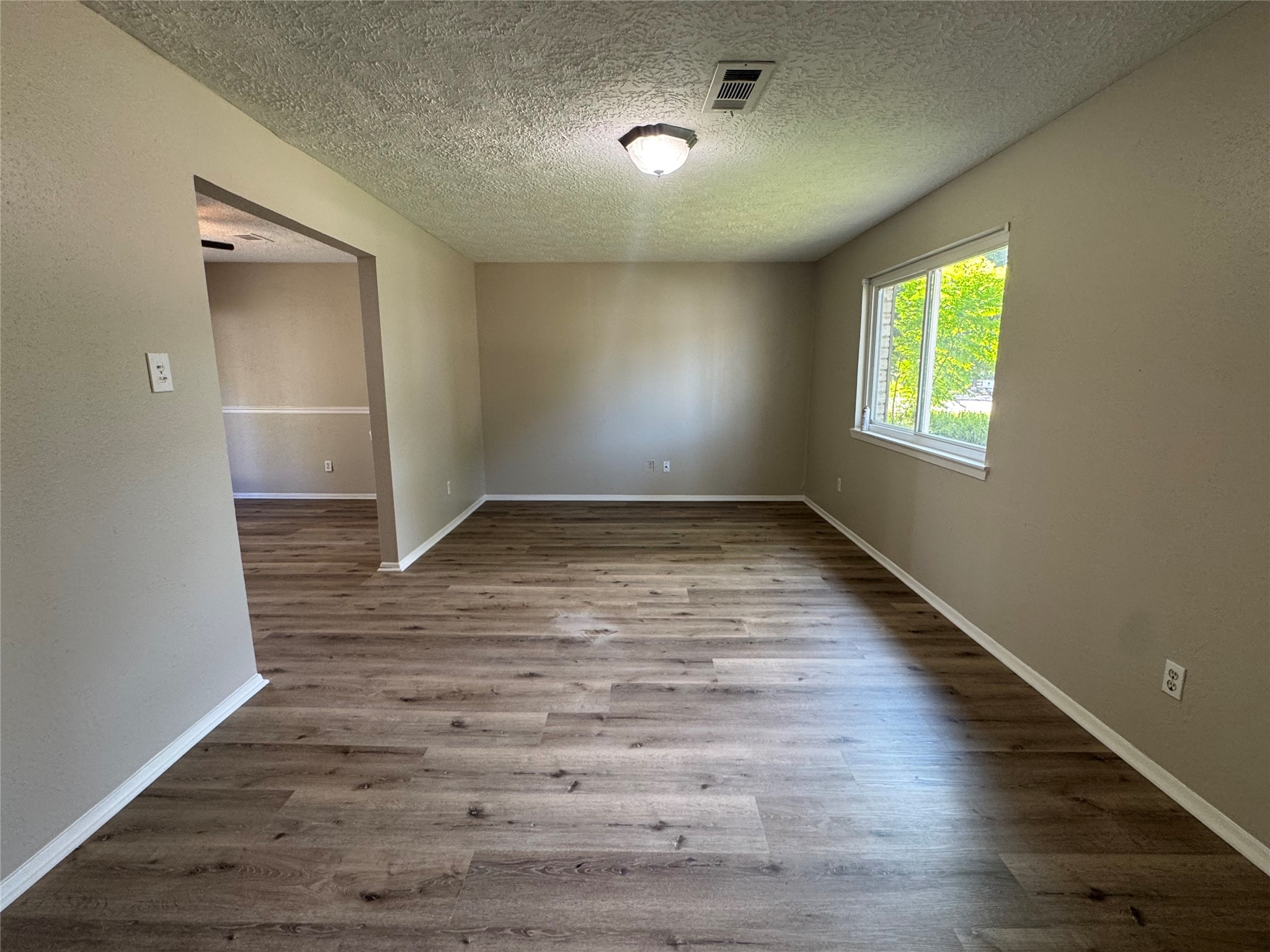 6128 Creekside Lane, League City, TX 77573