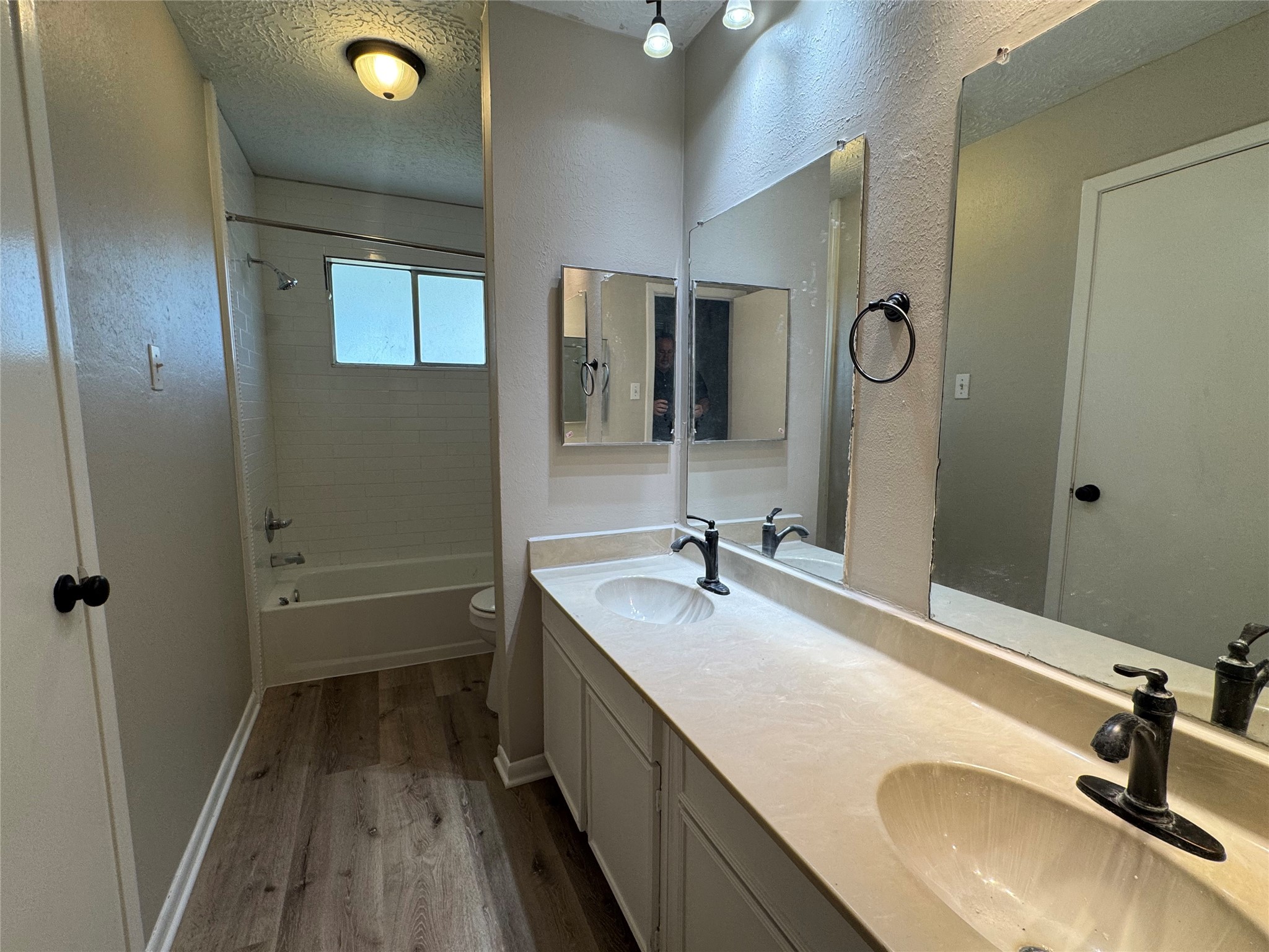 6128 Creekside Lane, League City, TX 77573