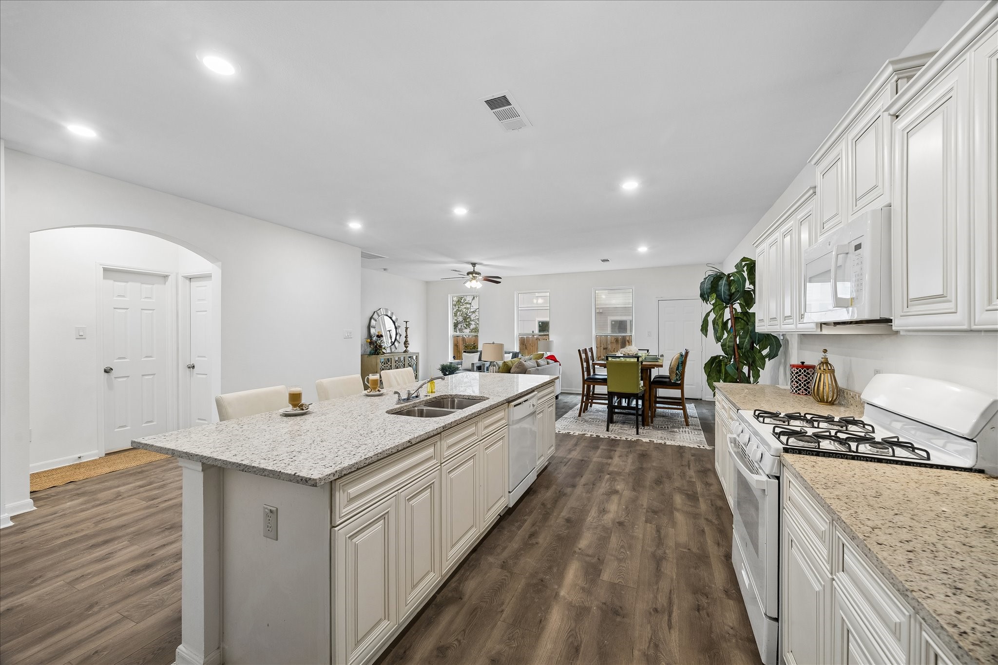 11130 Beverley Park Street, Sugar Land, TX 77498