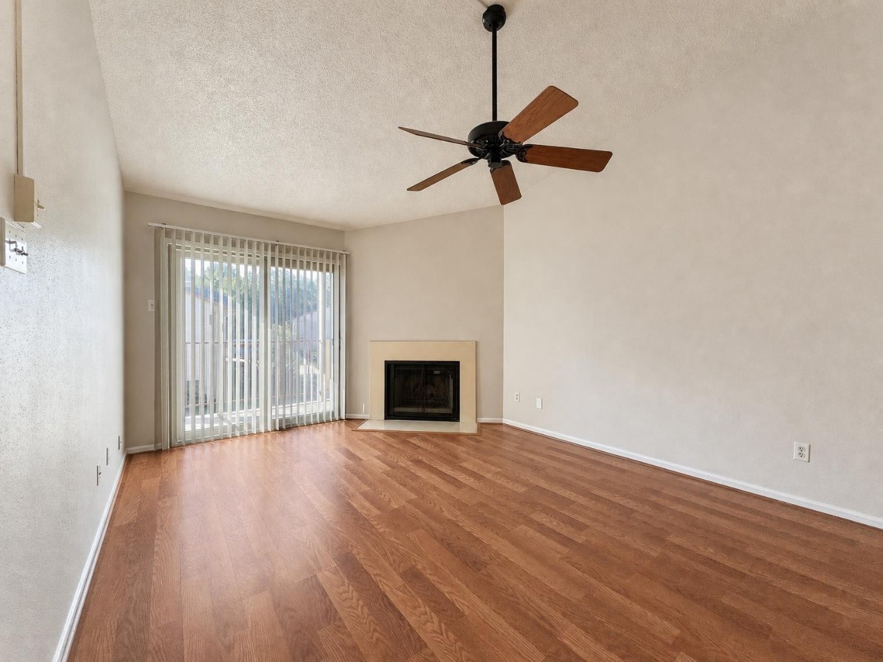 2120 El Paseo Street, #1808, Houston, TX 77054 2120 El Paseo Street, #1808, Houston, TX 77054