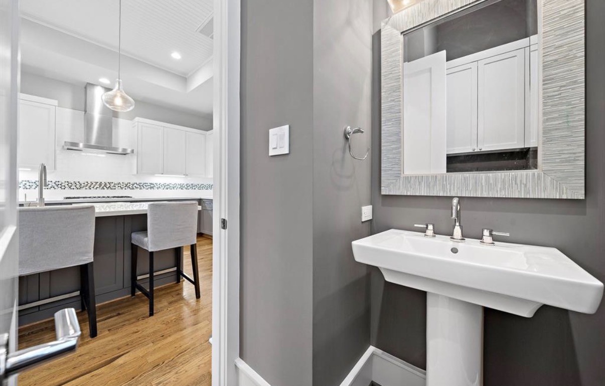 404 W Pierce Street, Houston, TX 77019
