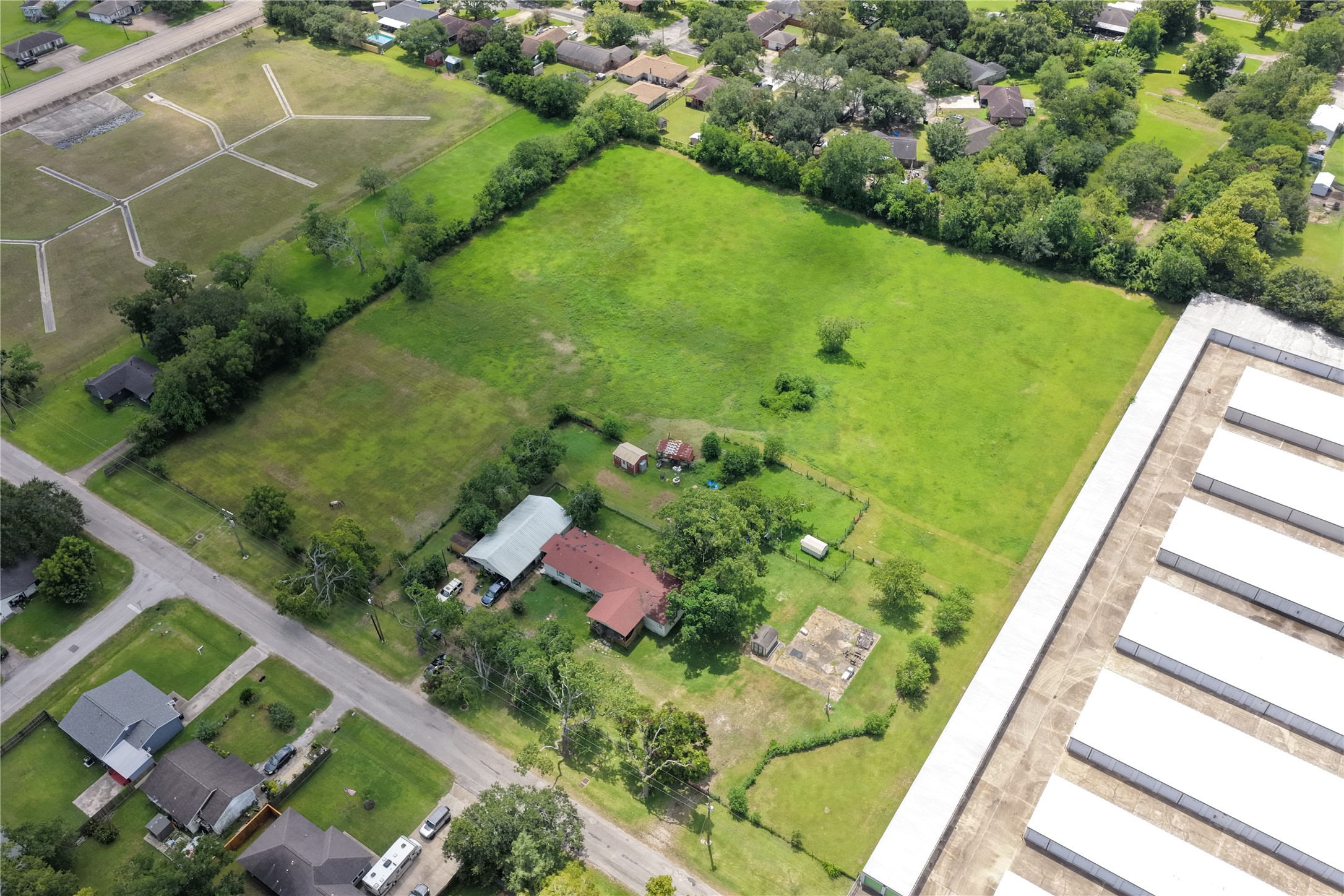 1500 S Durant Street, Alvin, TX 77511