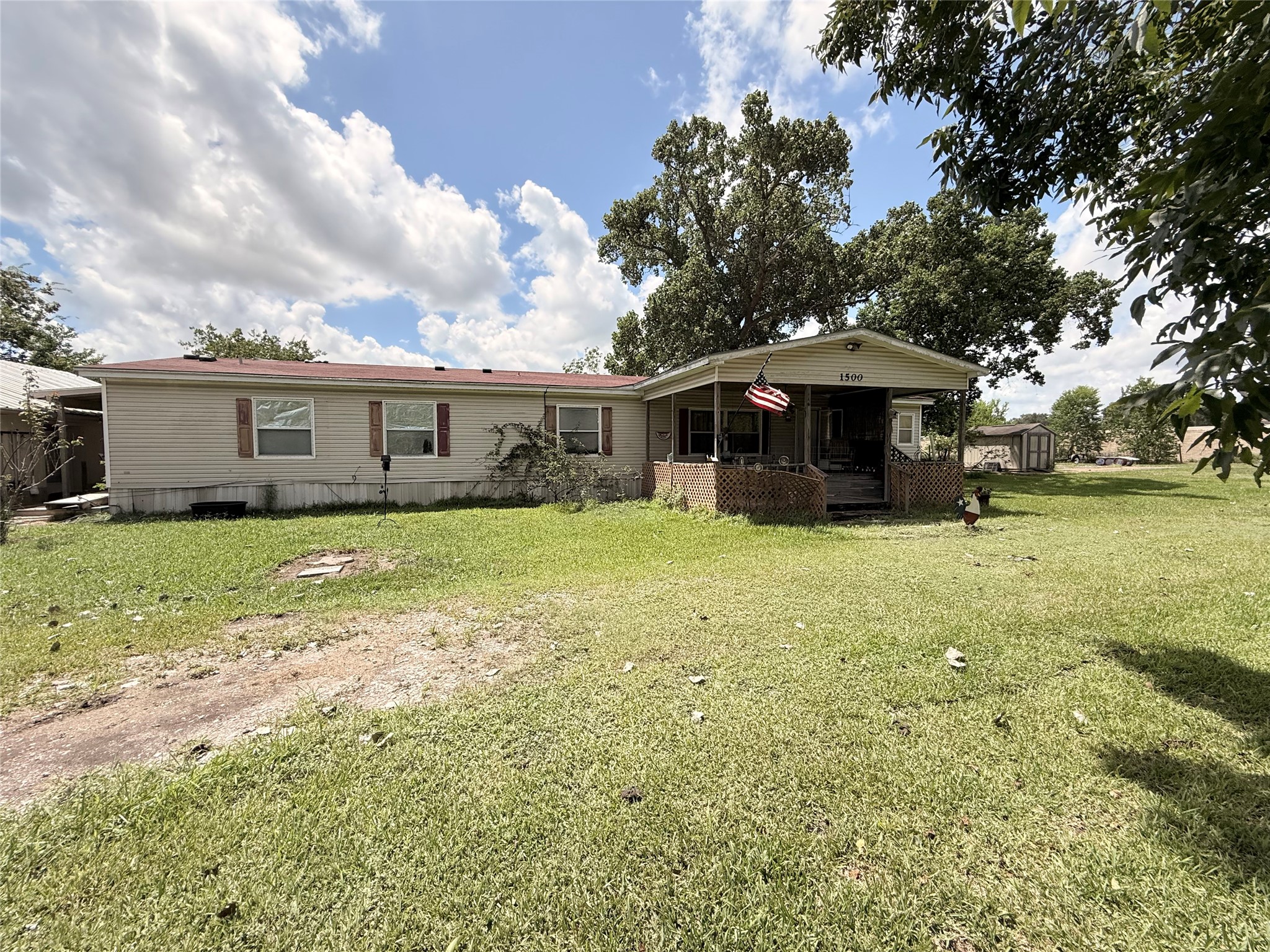 1500 S Durant Street, Alvin, TX 77511