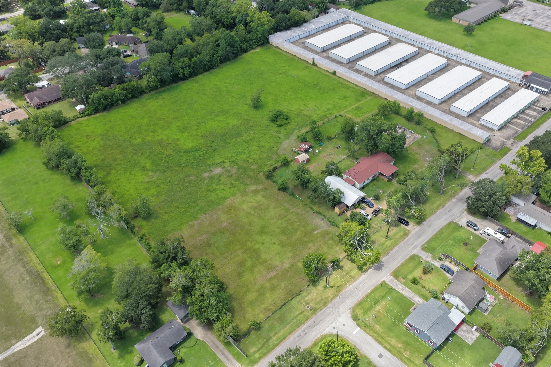 1500 S Durant Street, Alvin, TX 77511