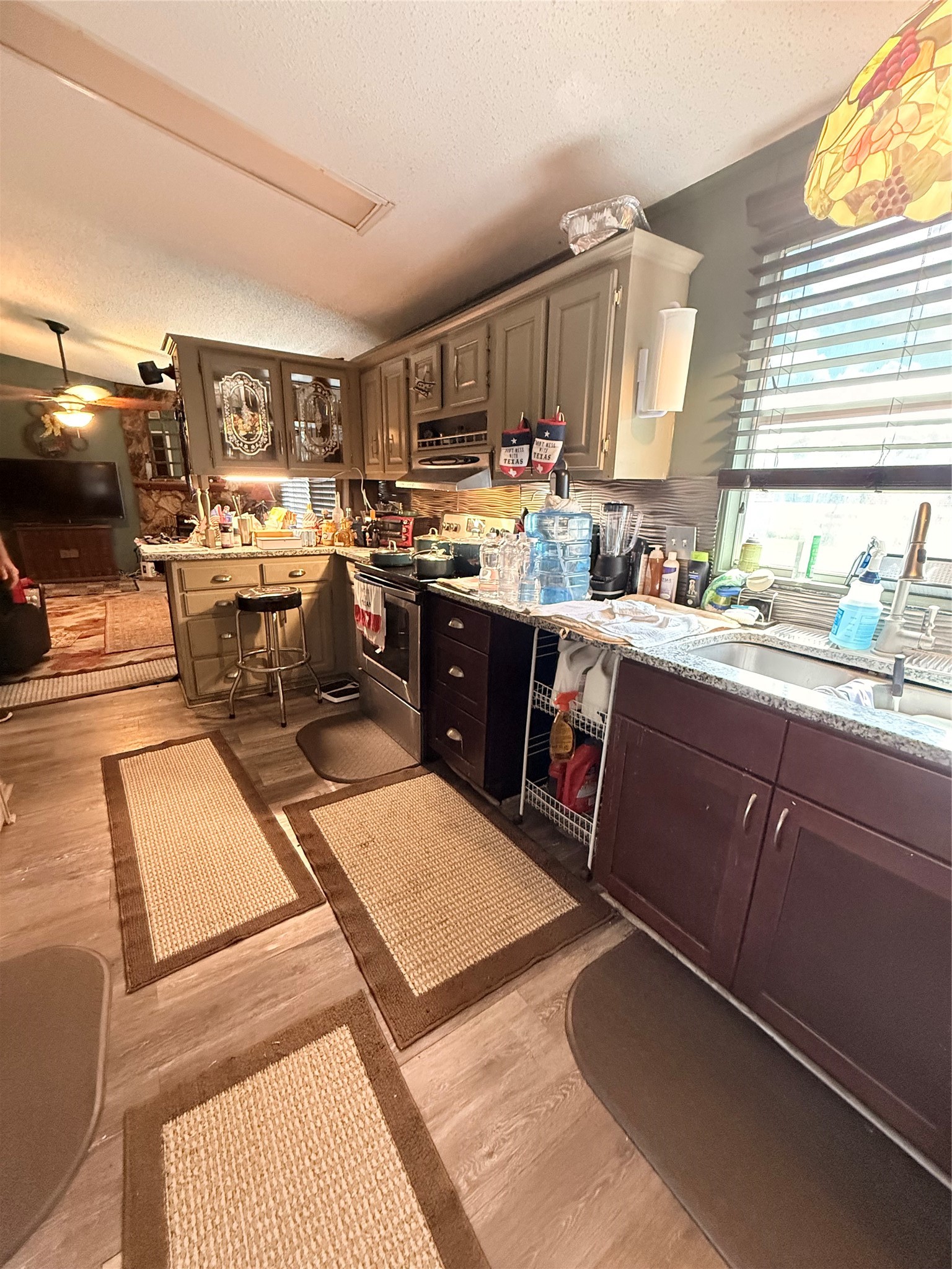 1500 S Durant Street, Alvin, TX 77511