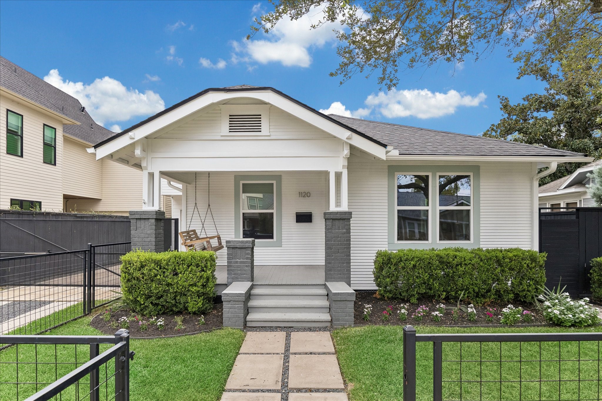 1120 Highland Street, Houston, TX 77009 1120 Highland Street, Houston, TX 77009