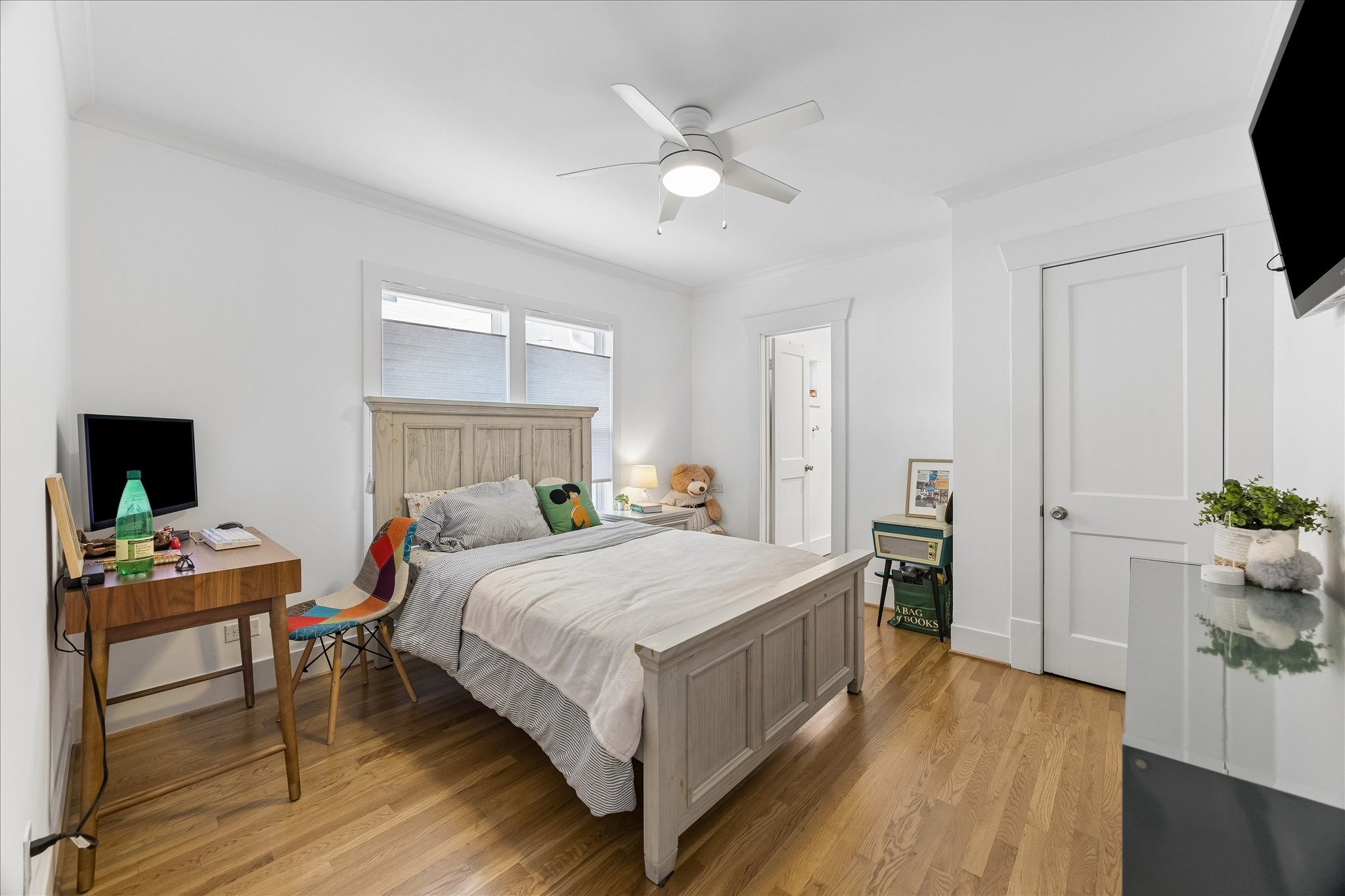 1120 Highland Street, Houston, TX 77009