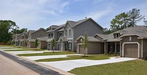 317 Woodland HIlls Drive, #B, Conroe, TX 77303
