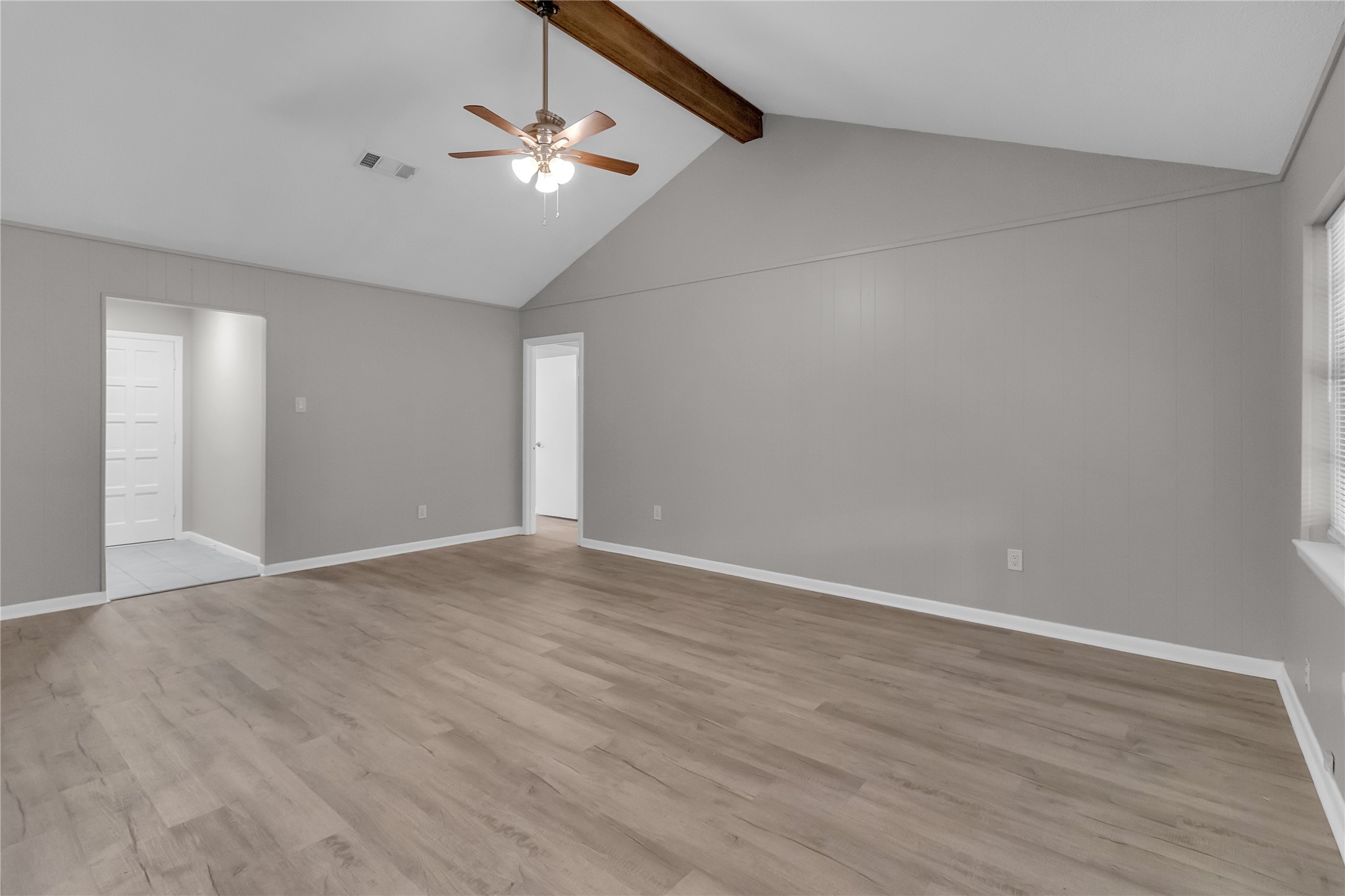 305 Tiegs Street, League City, TX 77573