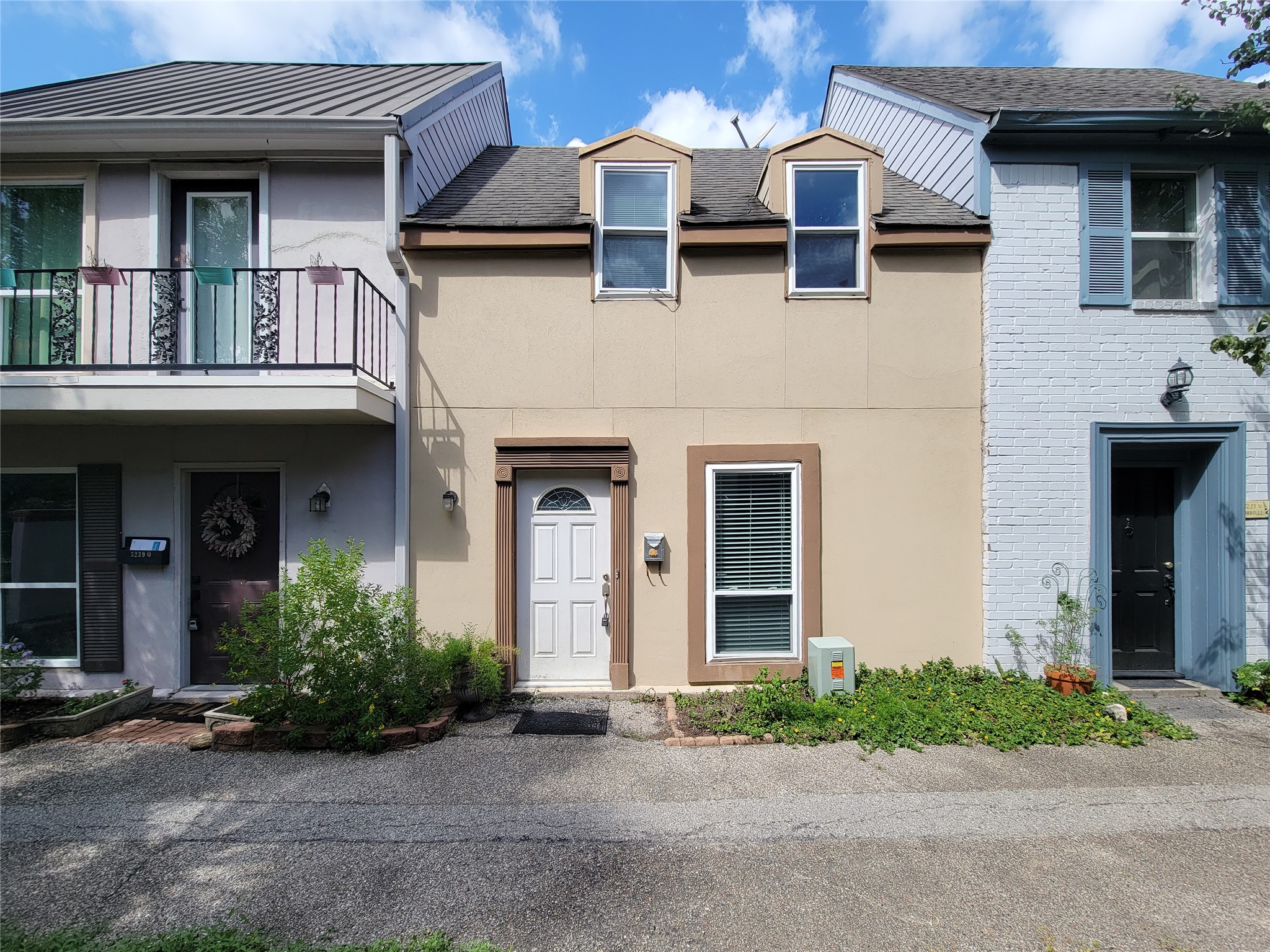 5239 Arboles Drive, #P, Houston, TX 77035