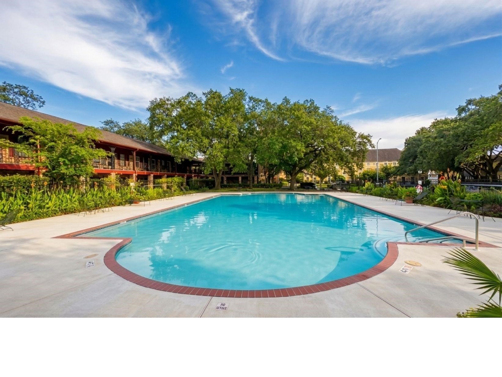 5239 Arboles Drive, #P, Houston, TX 77035