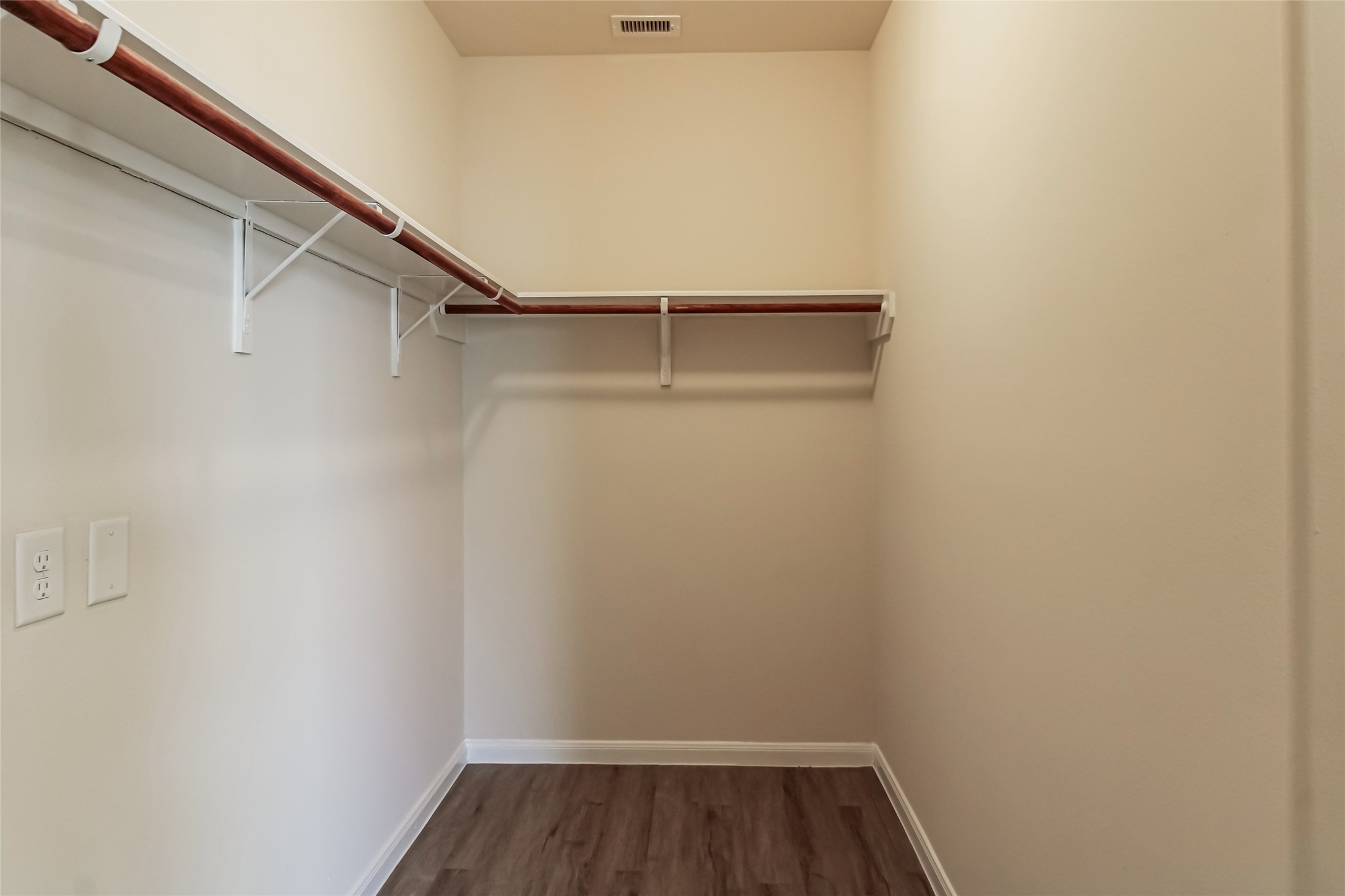 Photos may be representative of the floor plan and not the exact home. Finishes, layout, and features of the actual property for lease may vary.