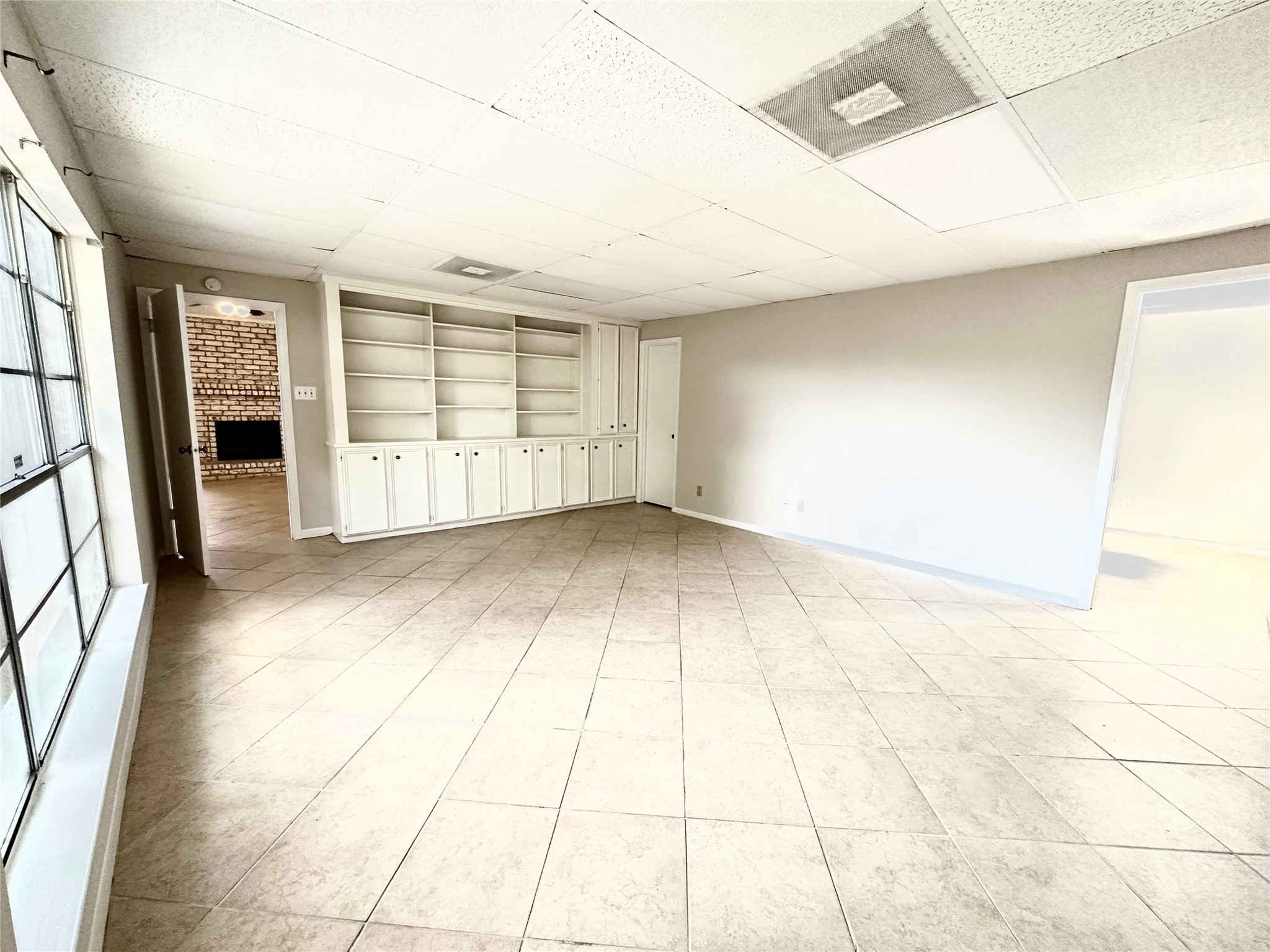 13615 Fernhill Drive, Sugar Land, TX 77498