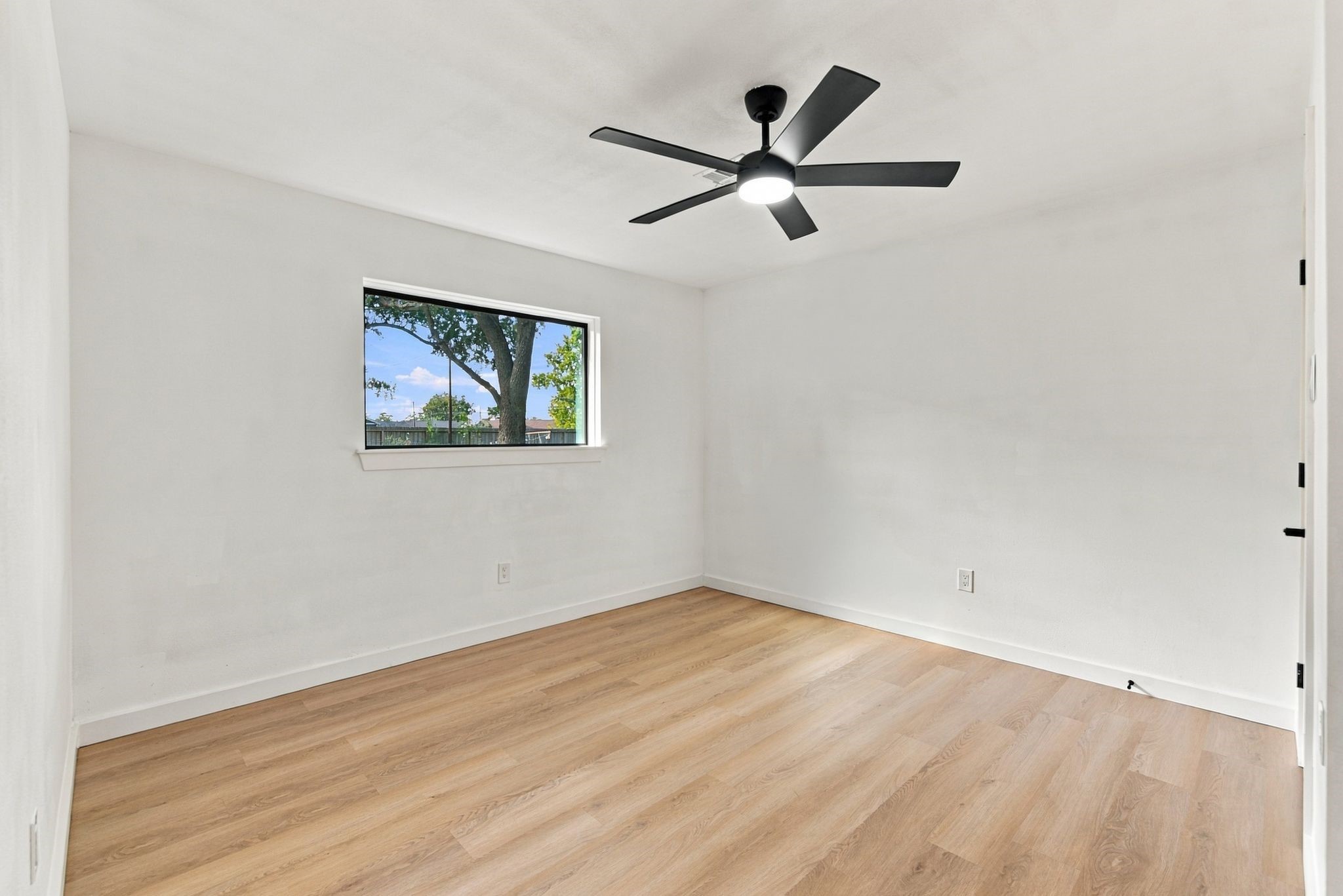 4143 Hill Oak Drive, Houston, TX 77092