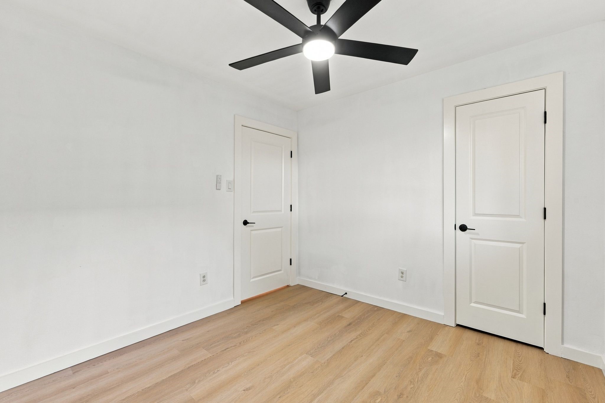 4143 Hill Oak Drive, Houston, TX 77092