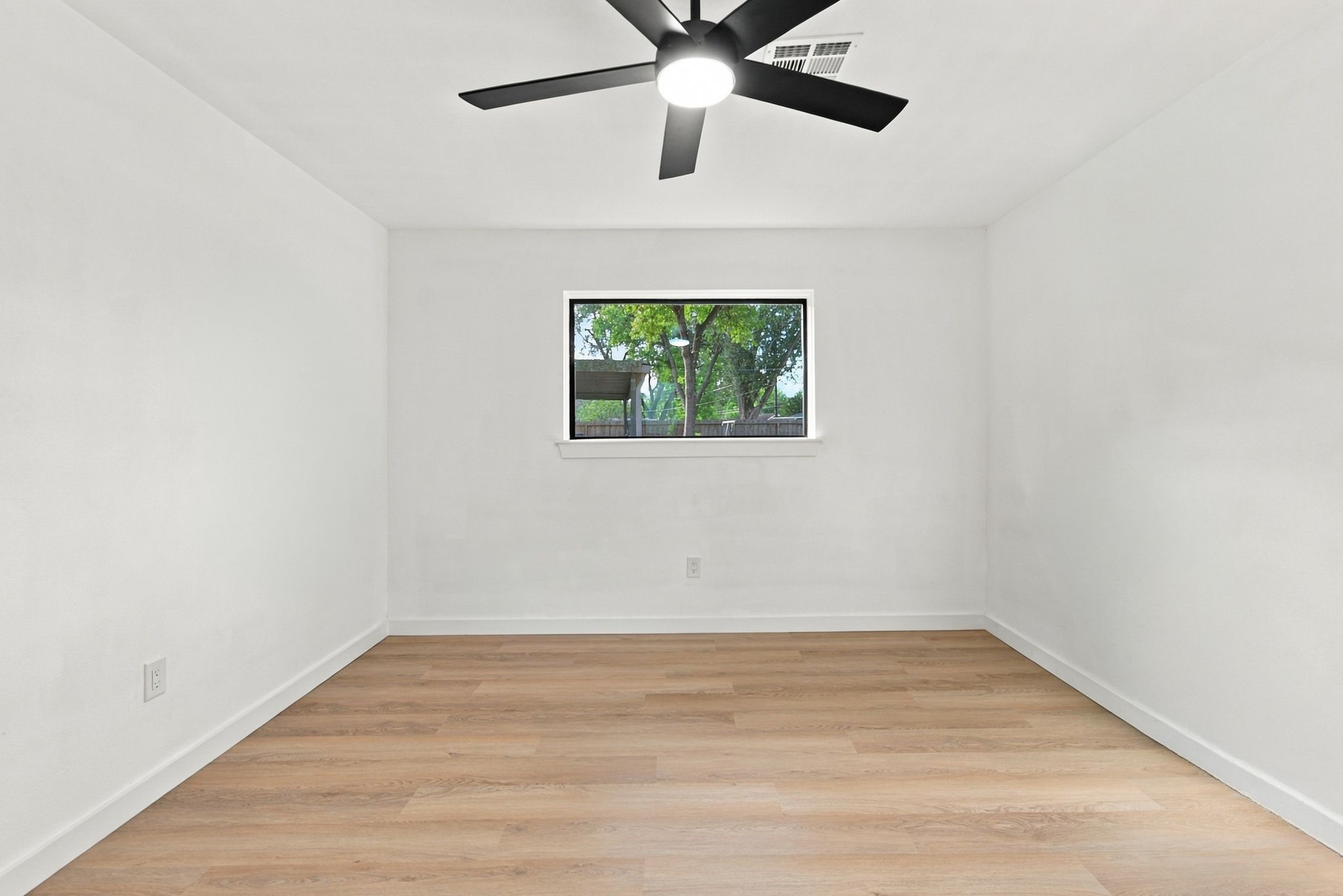 4143 Hill Oak Drive, Houston, TX 77092