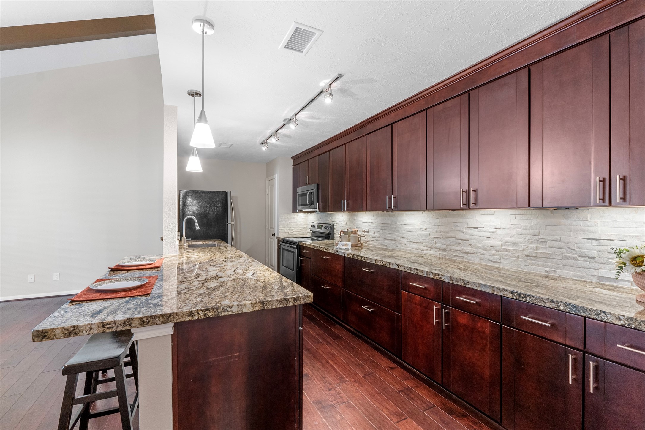 1100 Augusta Drive, #88, Houston, TX 77057
