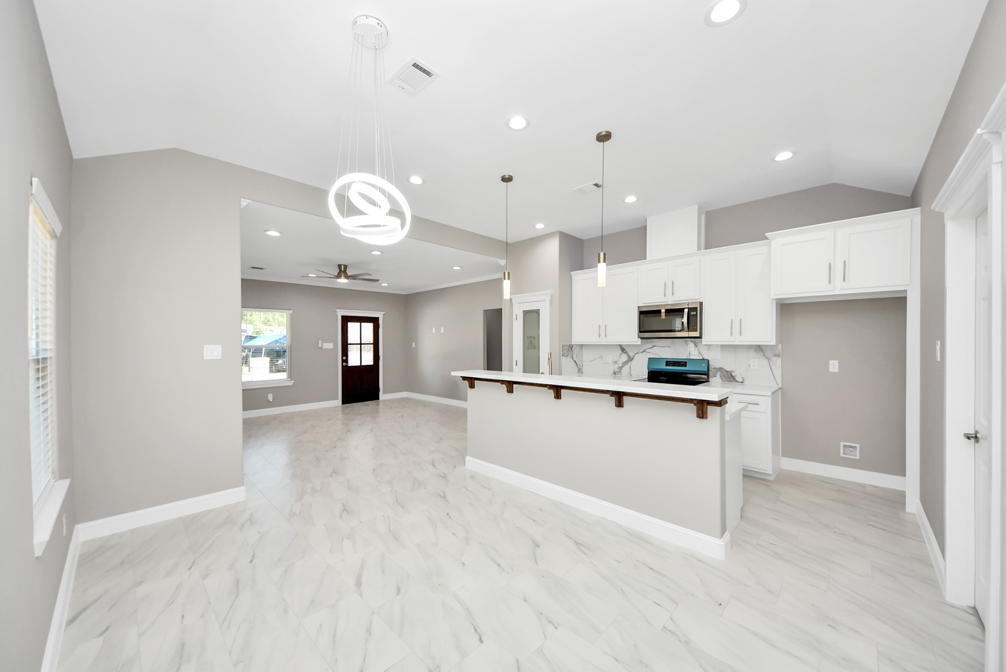 604 Miriam Street, Baytown, TX 77520