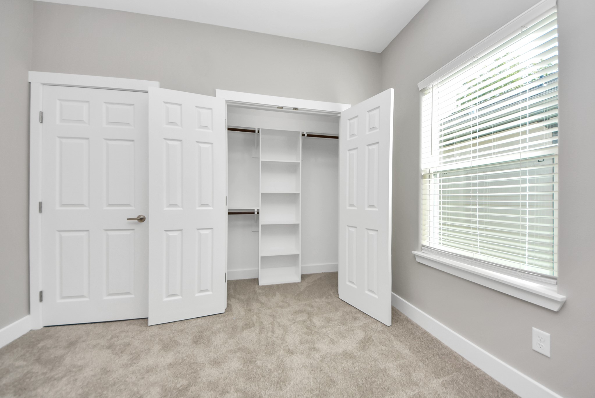 604 Miriam Street, Baytown, TX 77520