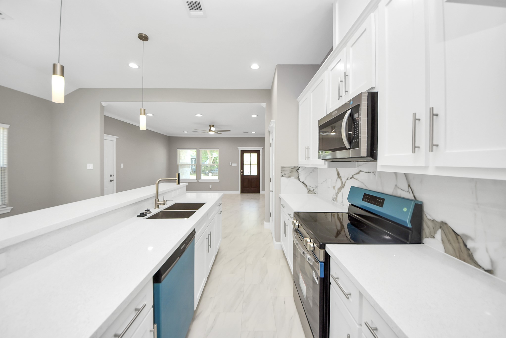 604 Miriam Street, Baytown, TX 77520 604 Miriam Street, Baytown, TX 77520