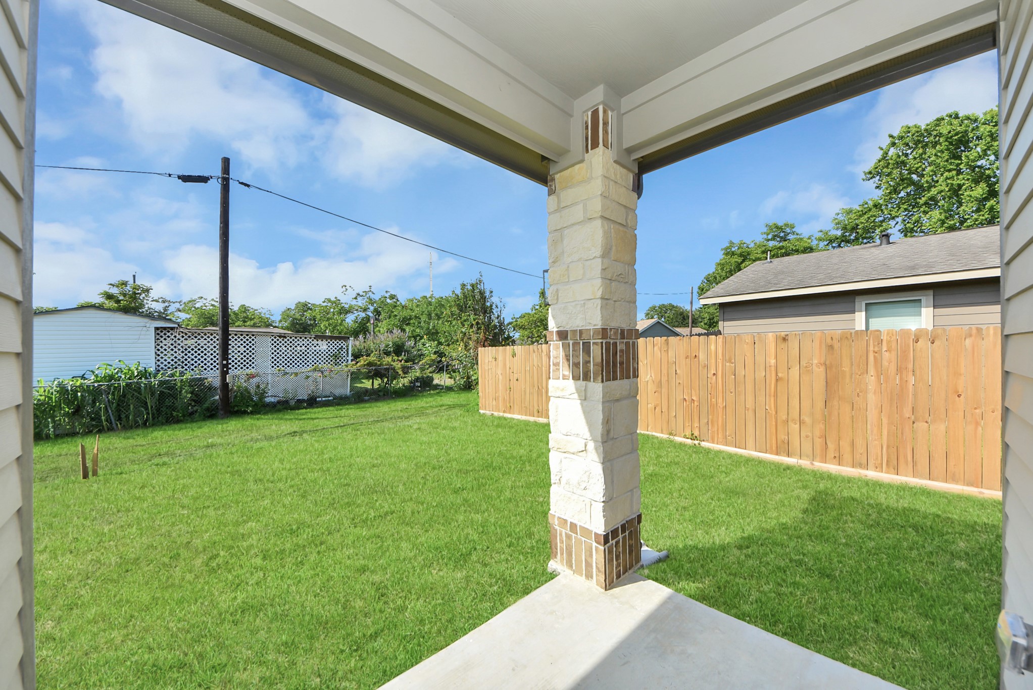 604 Miriam Street, Baytown, TX 77520