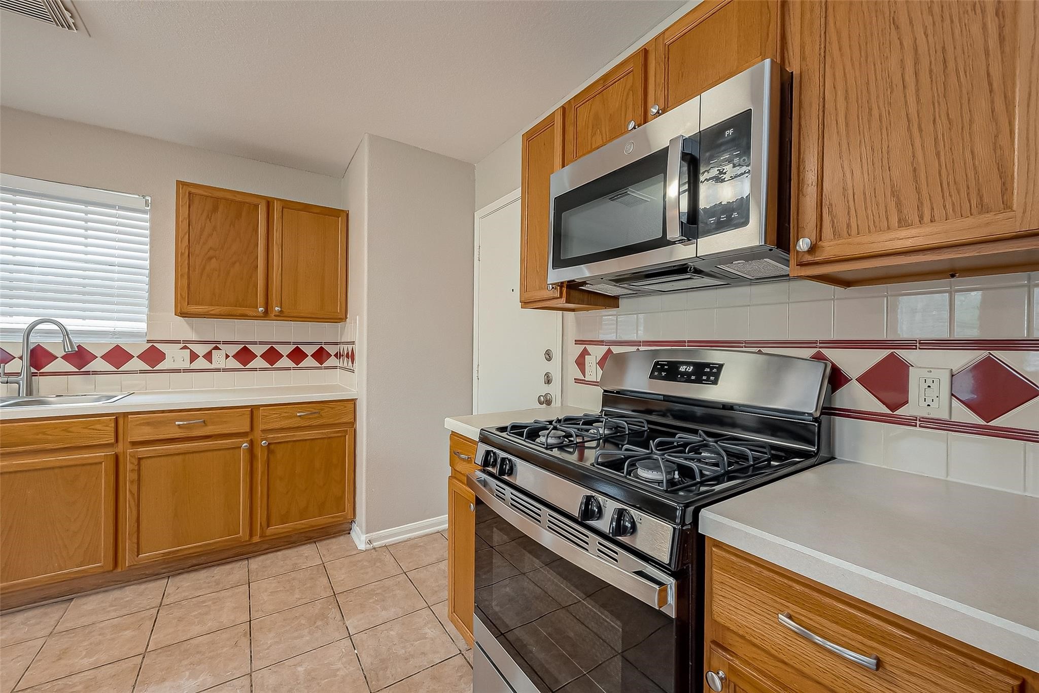 9234 Windswept Grove Drive, Houston, TX 77083