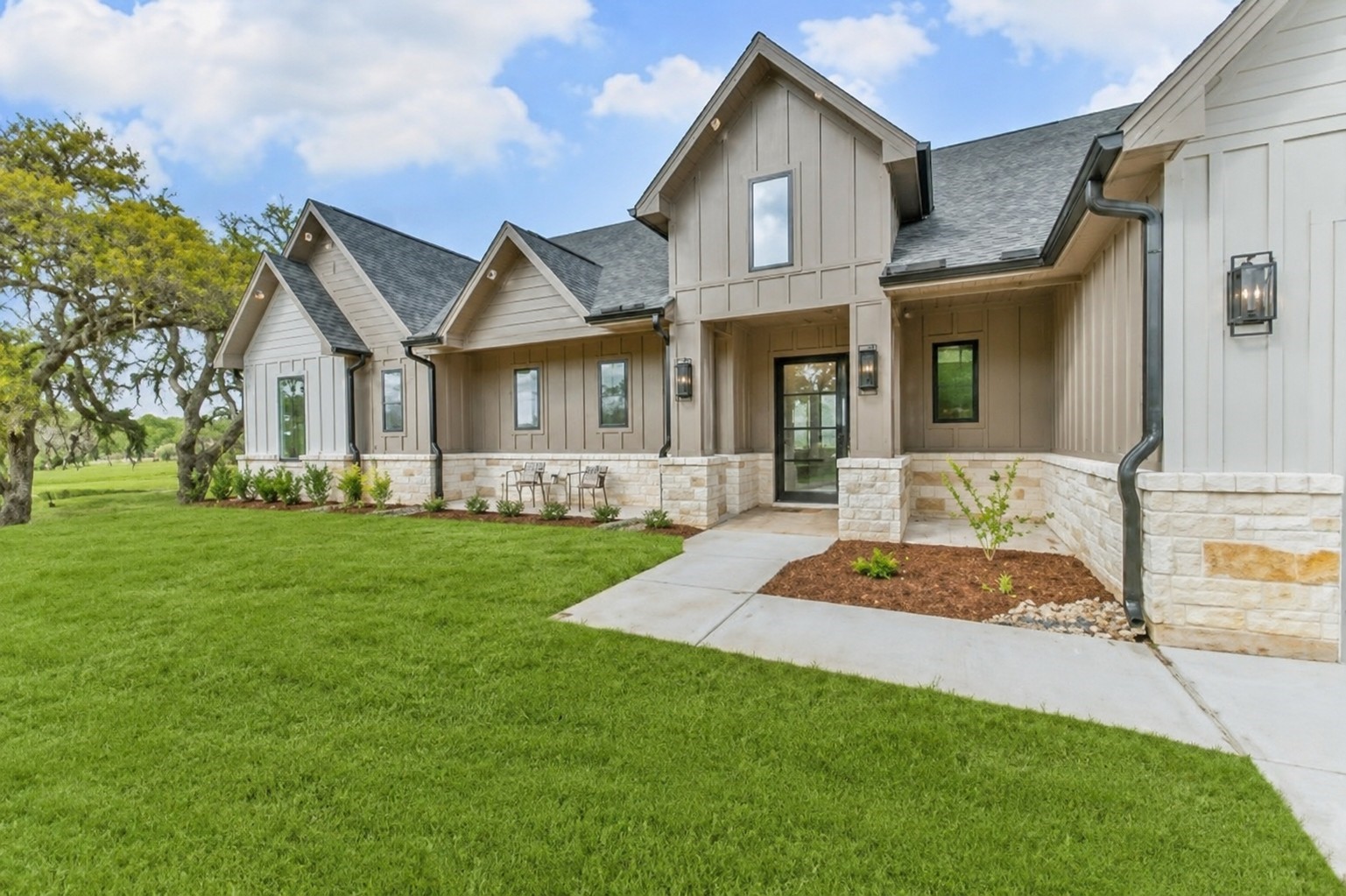 250 Pony Trail, Angleton, TX 77515 250 Pony Trail, Angleton, TX 77515