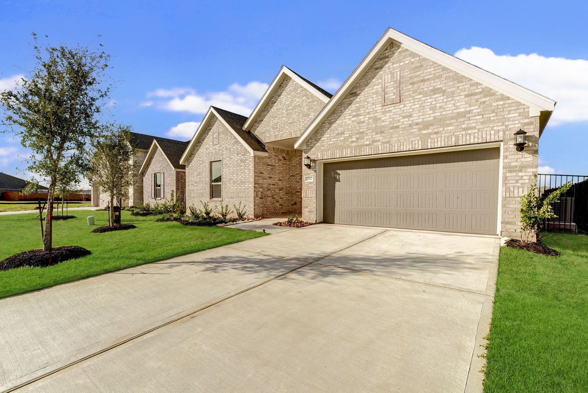 2517 Seneca Lake, Texas City, TX 77568
