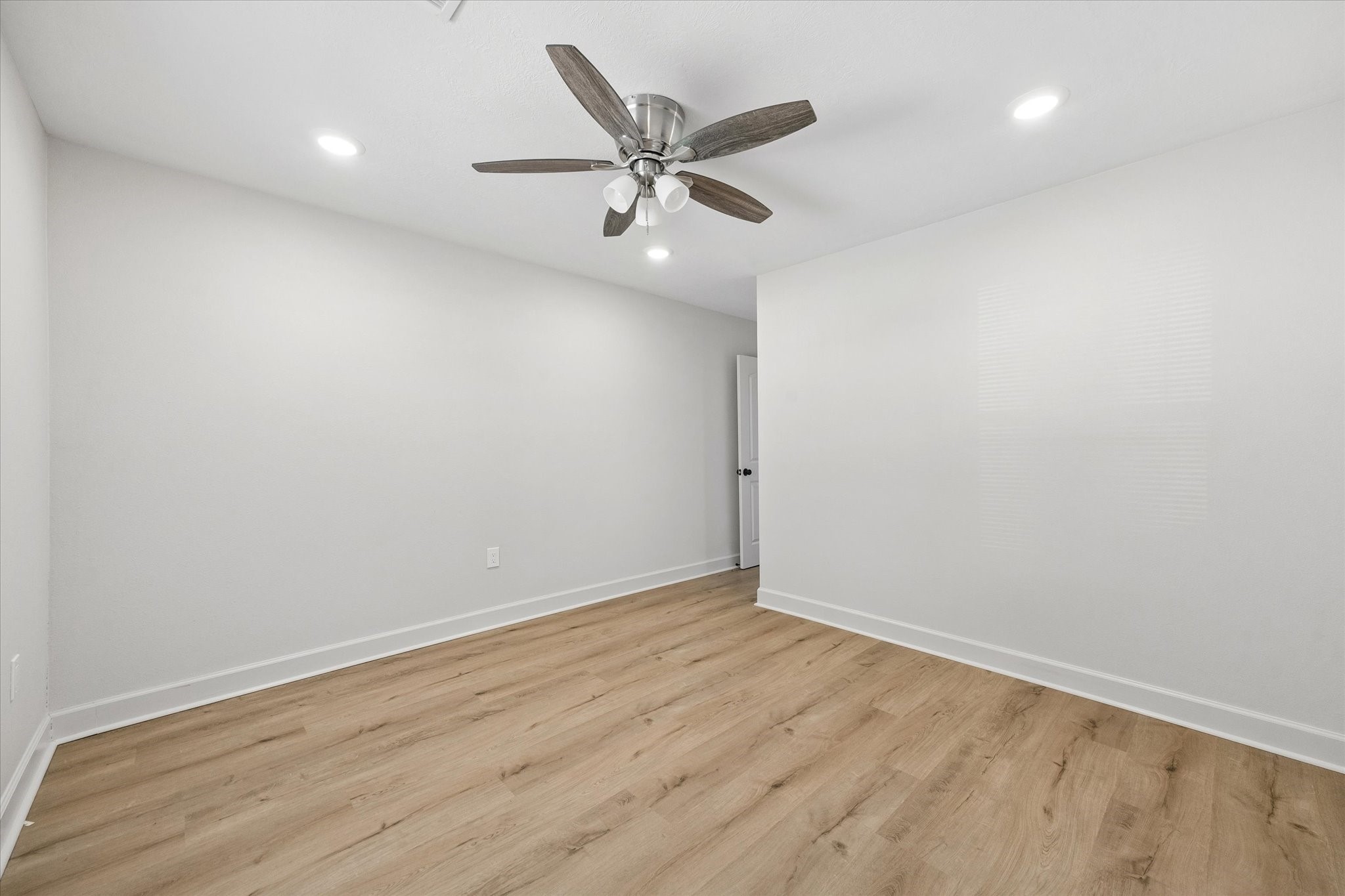 1202 Eubanks Street, Houston, TX 77022