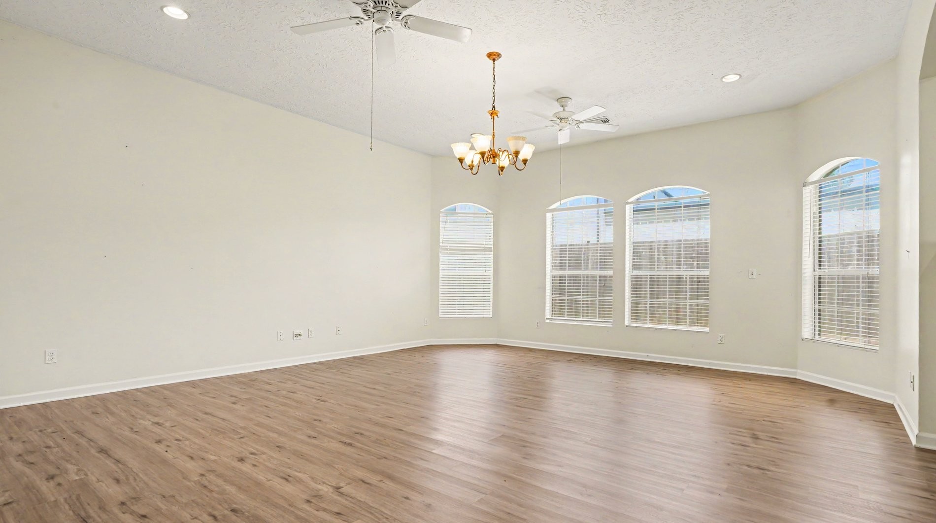 426 27th Street, San Leon, TX 77539