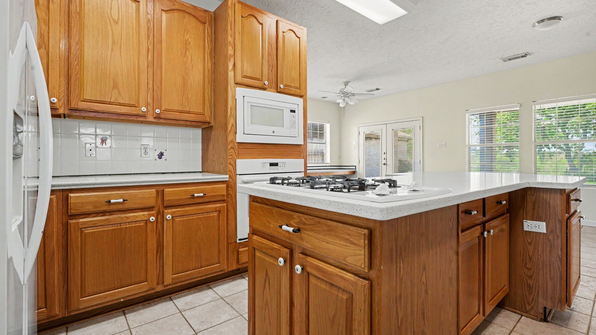 426 27th Street, San Leon, TX 77539